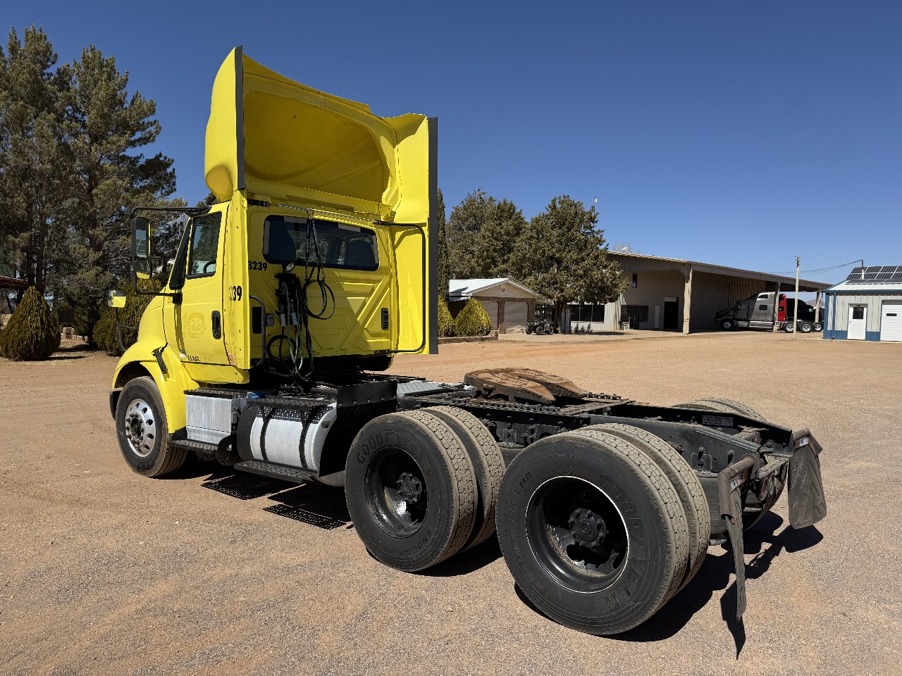 #1037 Camion Day Cab International 2016 Motor Navistar N13-410hp Estándar 10 Vel. 40,000lb