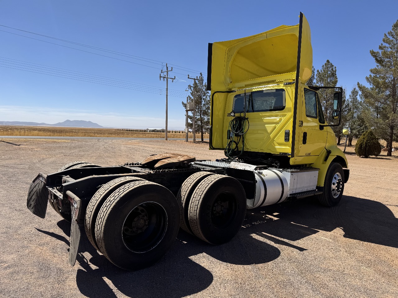 #1037 Camion Day Cab International 2016 Motor Navistar N13-410hp Estándar 10 Vel. 40,000lb