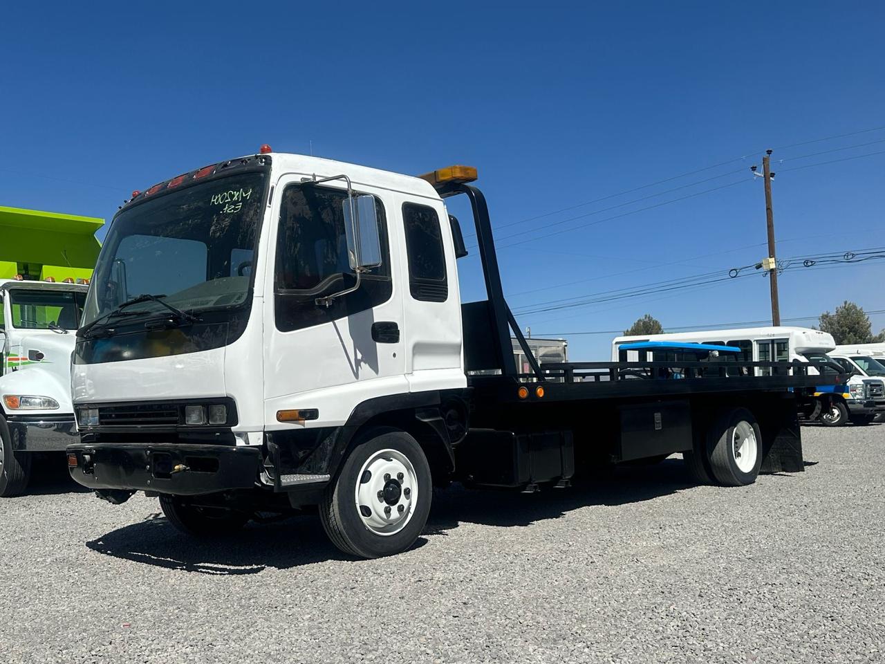 #1034 Camión Grúa Isuzu 2004 Motor Isuzu-475hp Estándar 5 Vel. 1,300lb