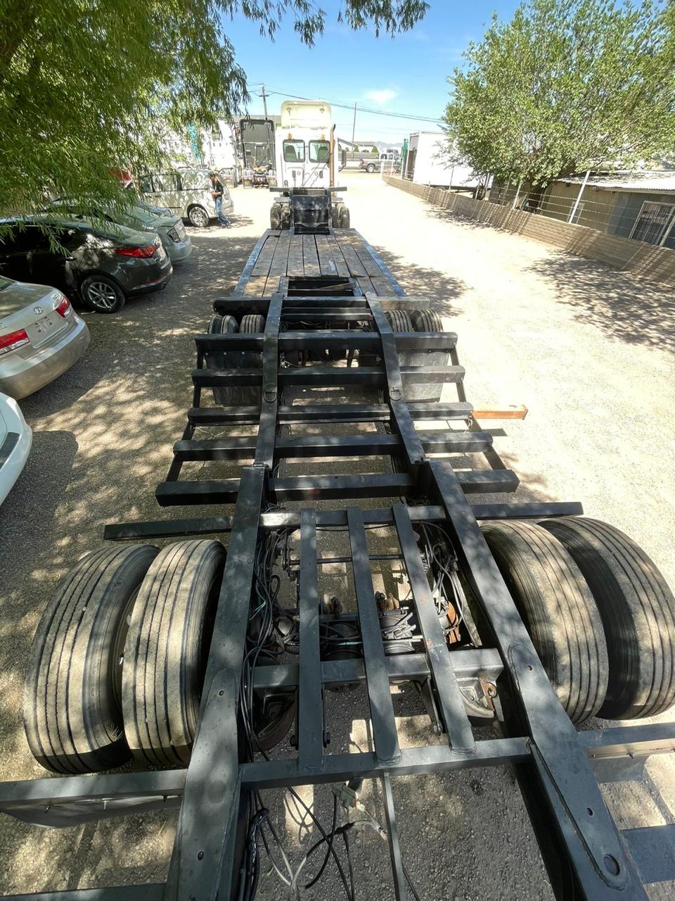 #600 Lowboy 50' Marca Talbert 2006 Suspension de Aire 2 ejes