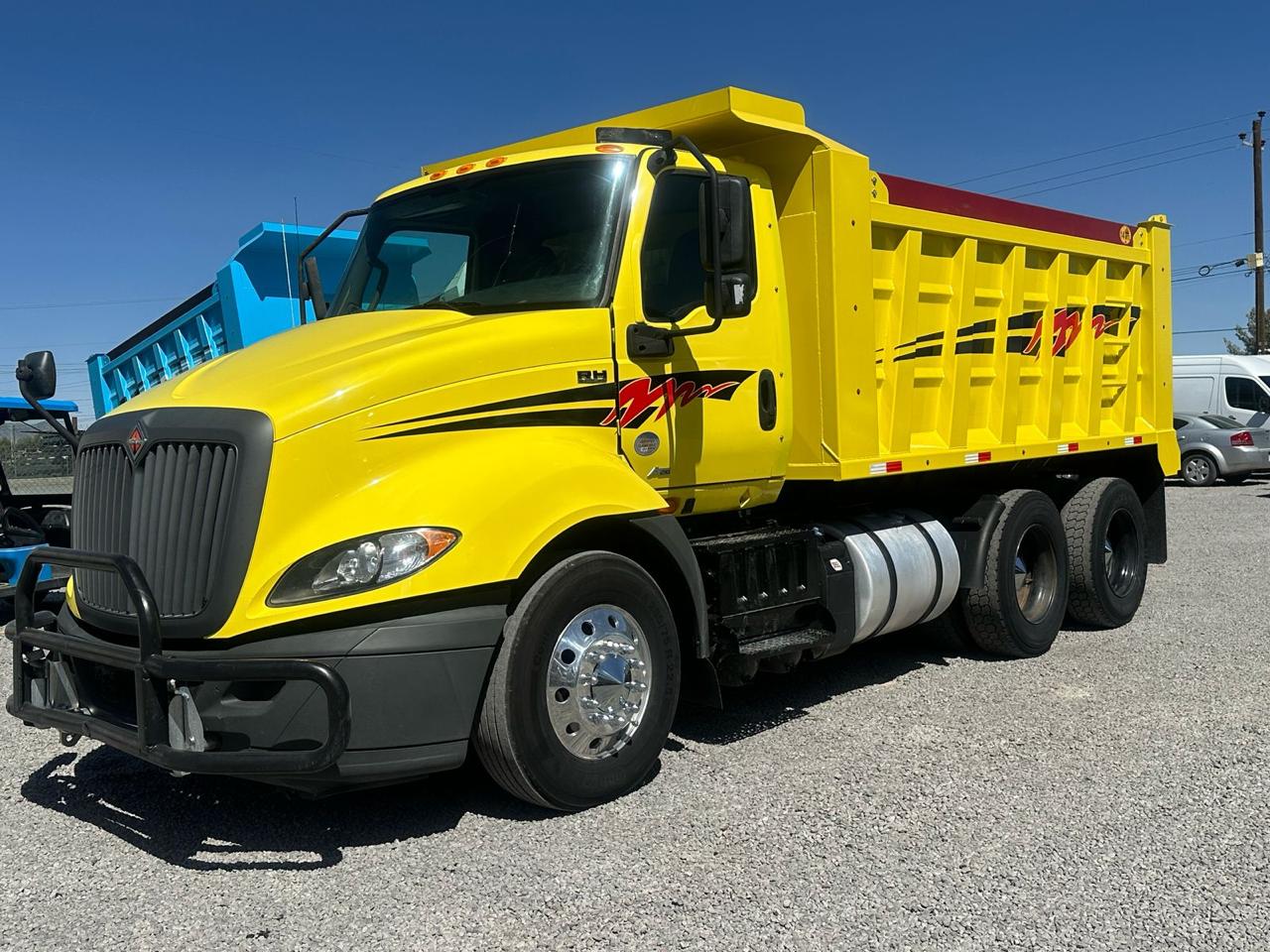 #2822 Camion Volteo Dompe 14 mts International 2018 Motor Navistar Estándar 10 Vel. 42,000lb Estatales