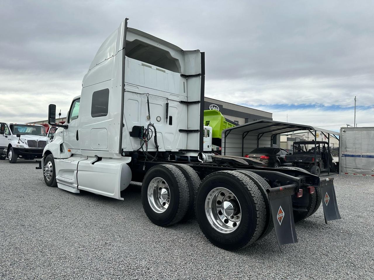 #2870 Camion International Prostar 2018 Motor Cummins ISX15-450hp Estándar 10 Vel. 42,000lb Estatales