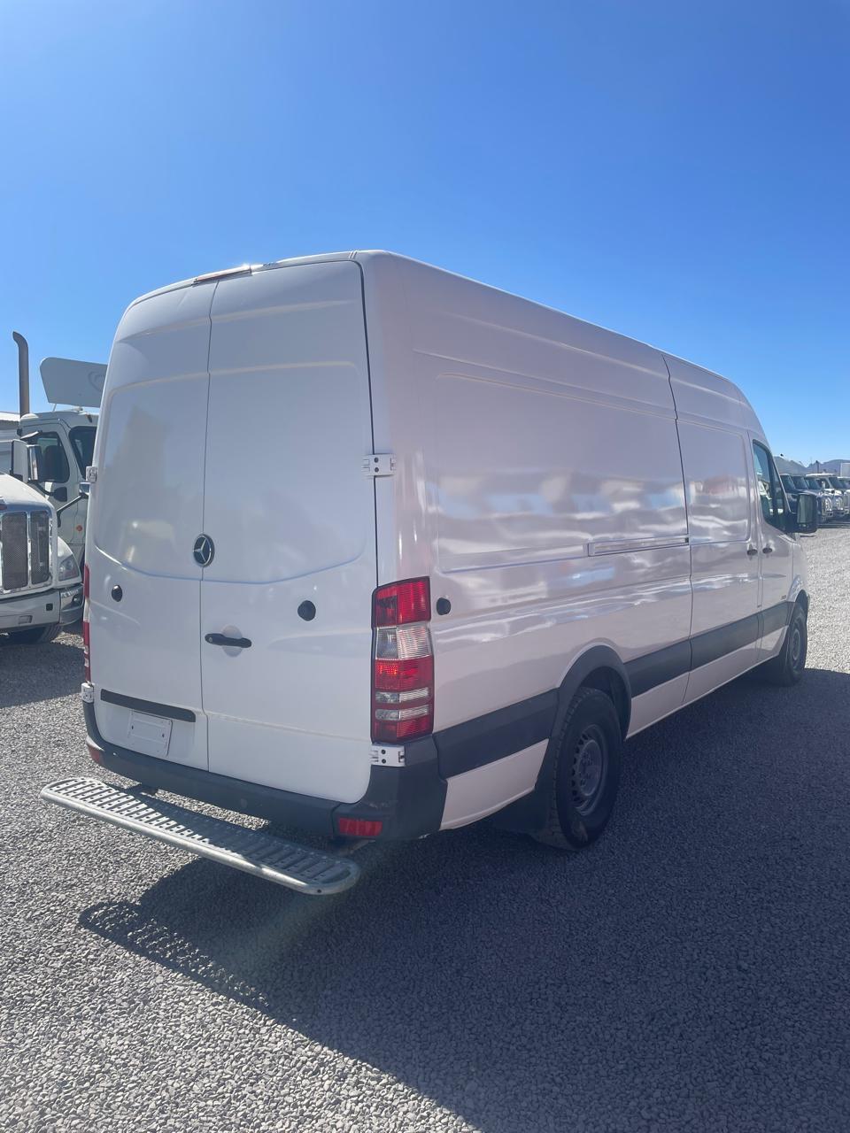 #150 Camioneta Mercedez Benz Sprinter 2500 2011 Automatico Motor 3.0L V6 CRDI Diesel