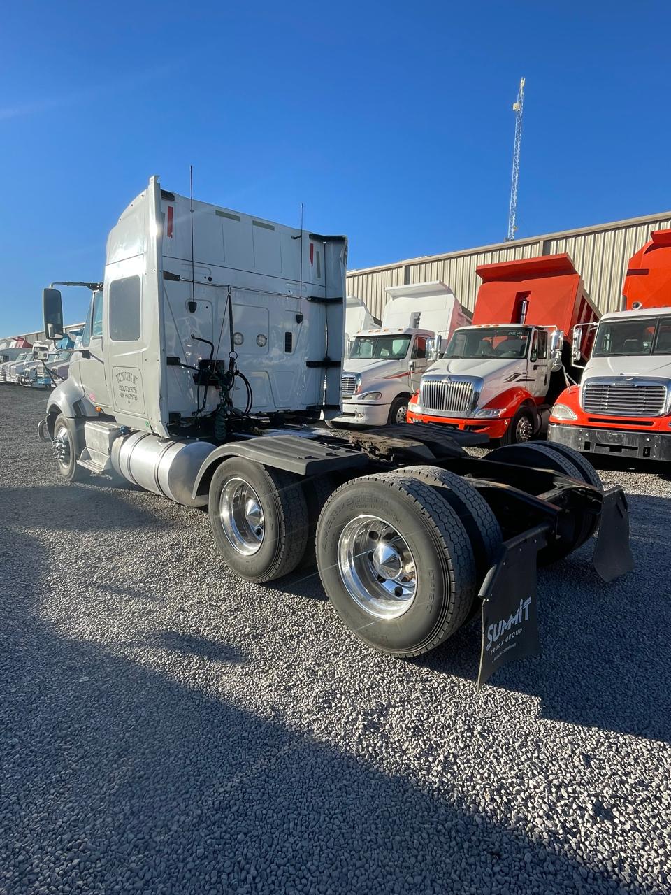 #2845 Camión International ProStar 2017 Motor Cummins Estándar 10 Vel. 42,000lb