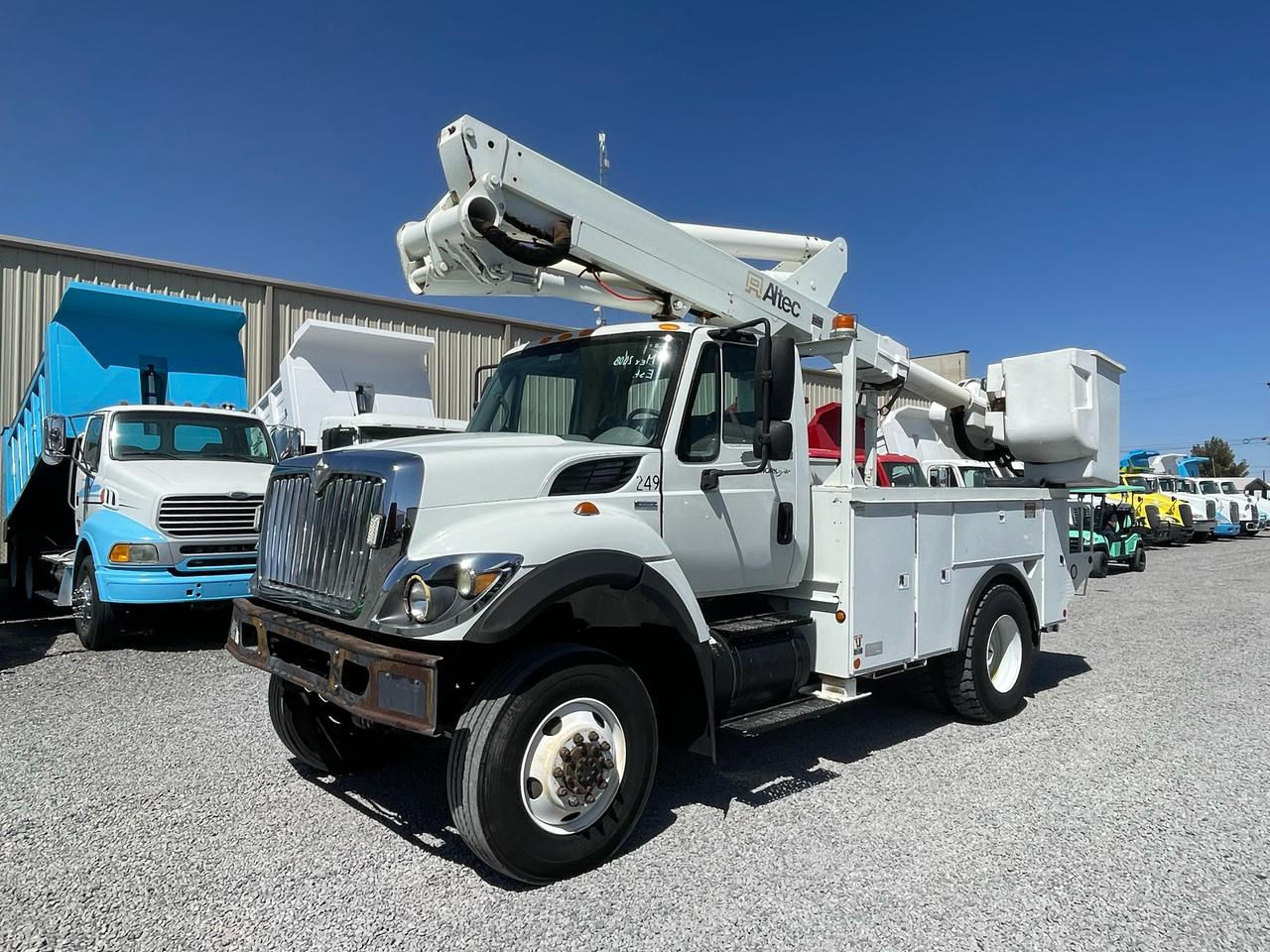 #2611 Camion Canastilla International Motor Maxxforce Automatica 1,300lb