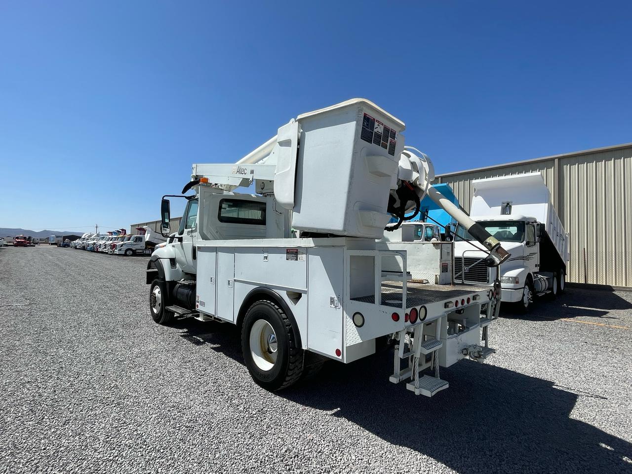 #2611 Camion Canastilla International Motor Maxxforce Automatica 1,300lb