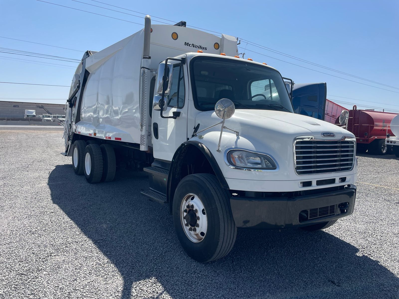 #2545 Camión Recolector Freightliner 2020 Motor Cummins Automática 2 Ejes 42,000lb
