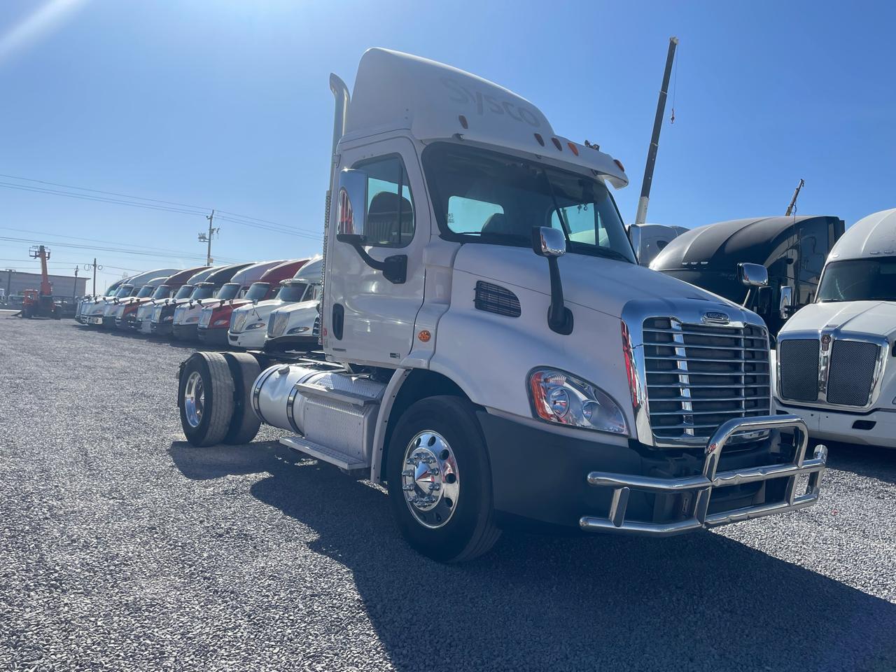#2965 Camion 1 eje Freightliner Modelo Cascadia 2011 Motor DD13 Automatica 1300,00lb