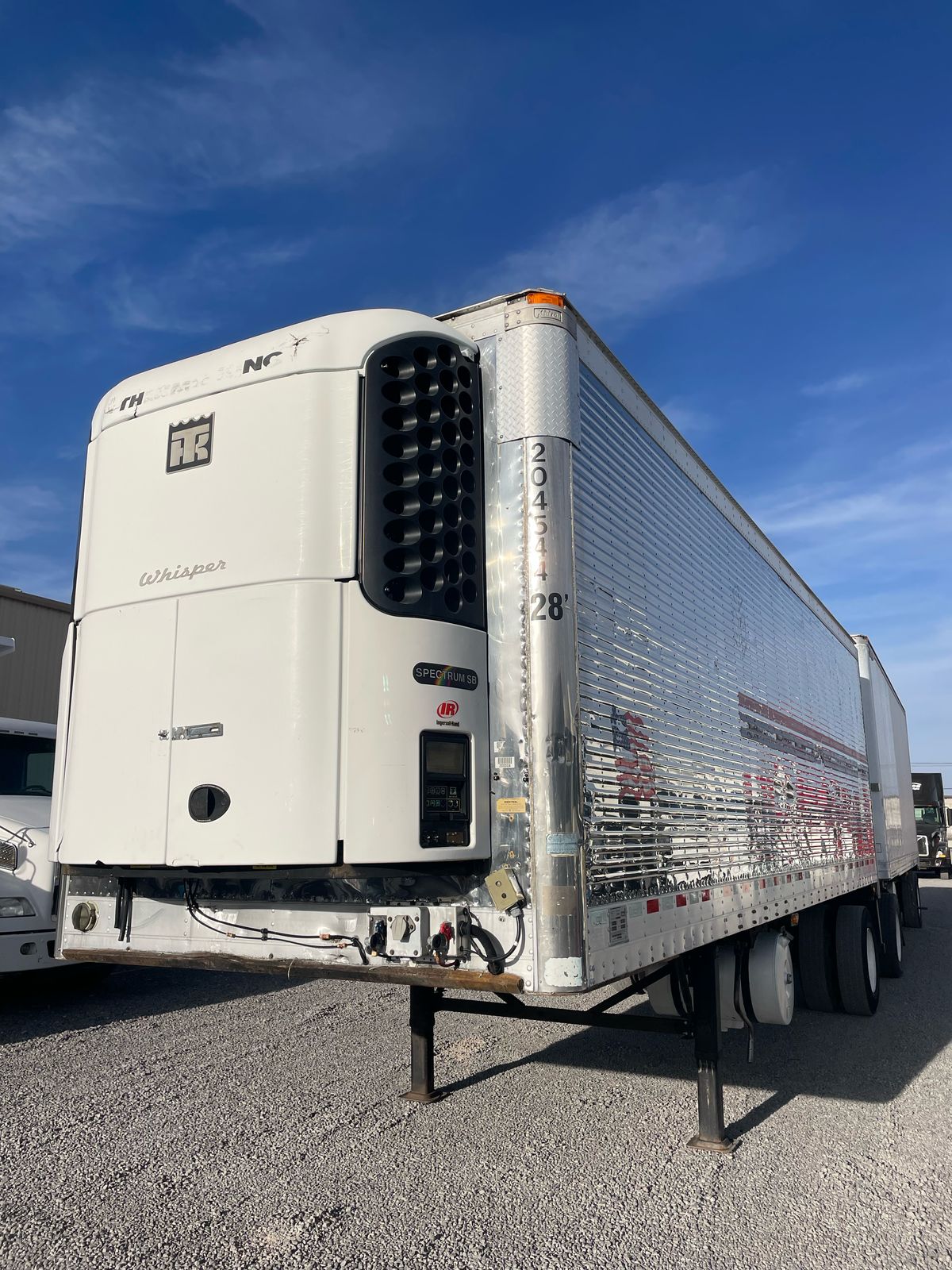 #2064 Caja Refrigerada Kidron 28’ 2007 Thermo King Suspensión Aire