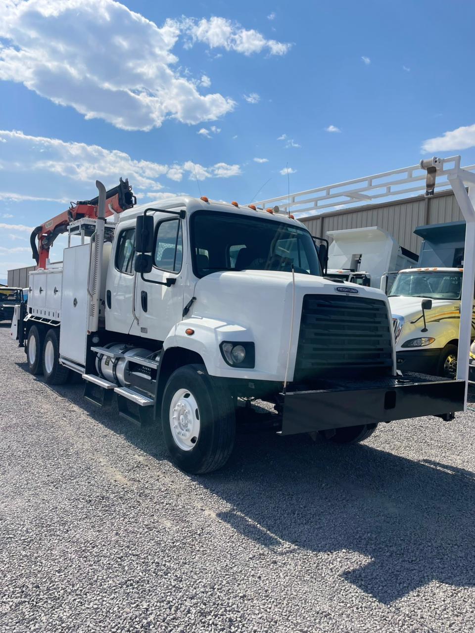 #2922 Camion Grúa Hiab Freightliner 2013 Motor Cummins Estándar 10 Vel. 42,000lb