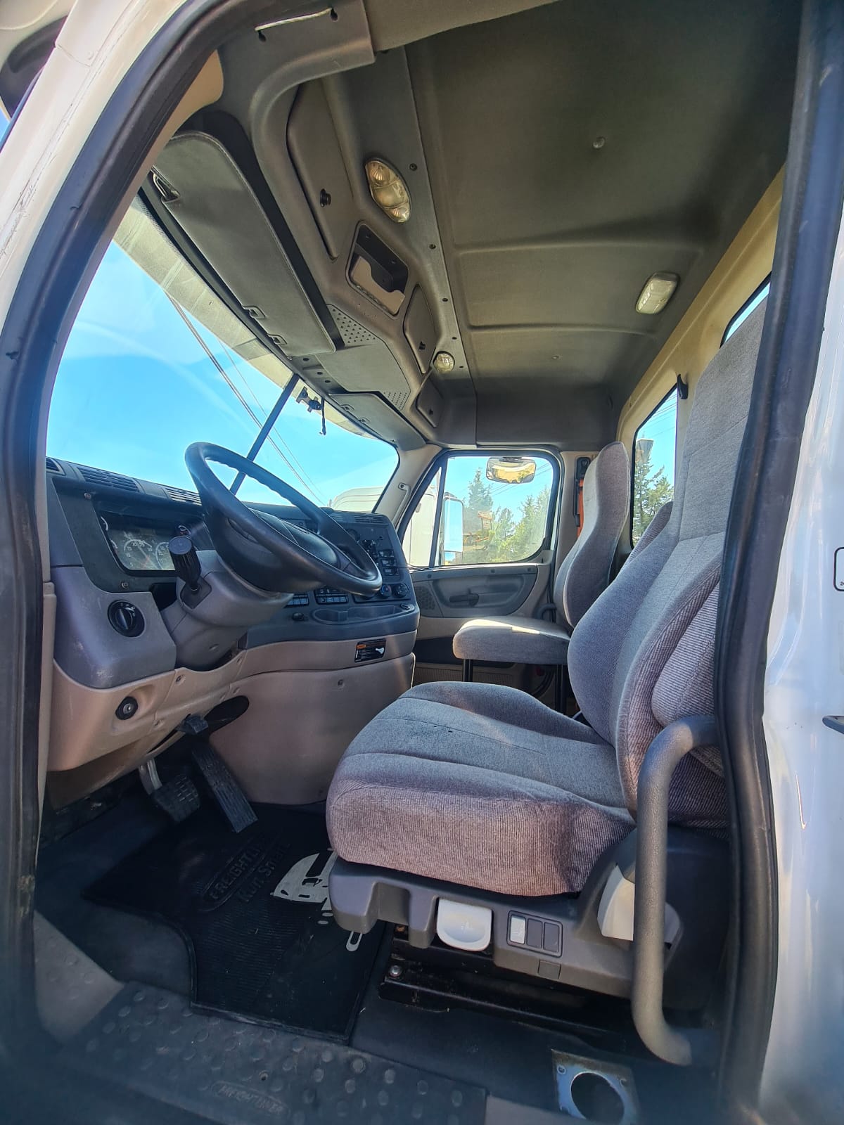 #3471 Camion Day Cab Freightliner Casacdia 2012 Motor DD13 Automatico Placas Estatales 