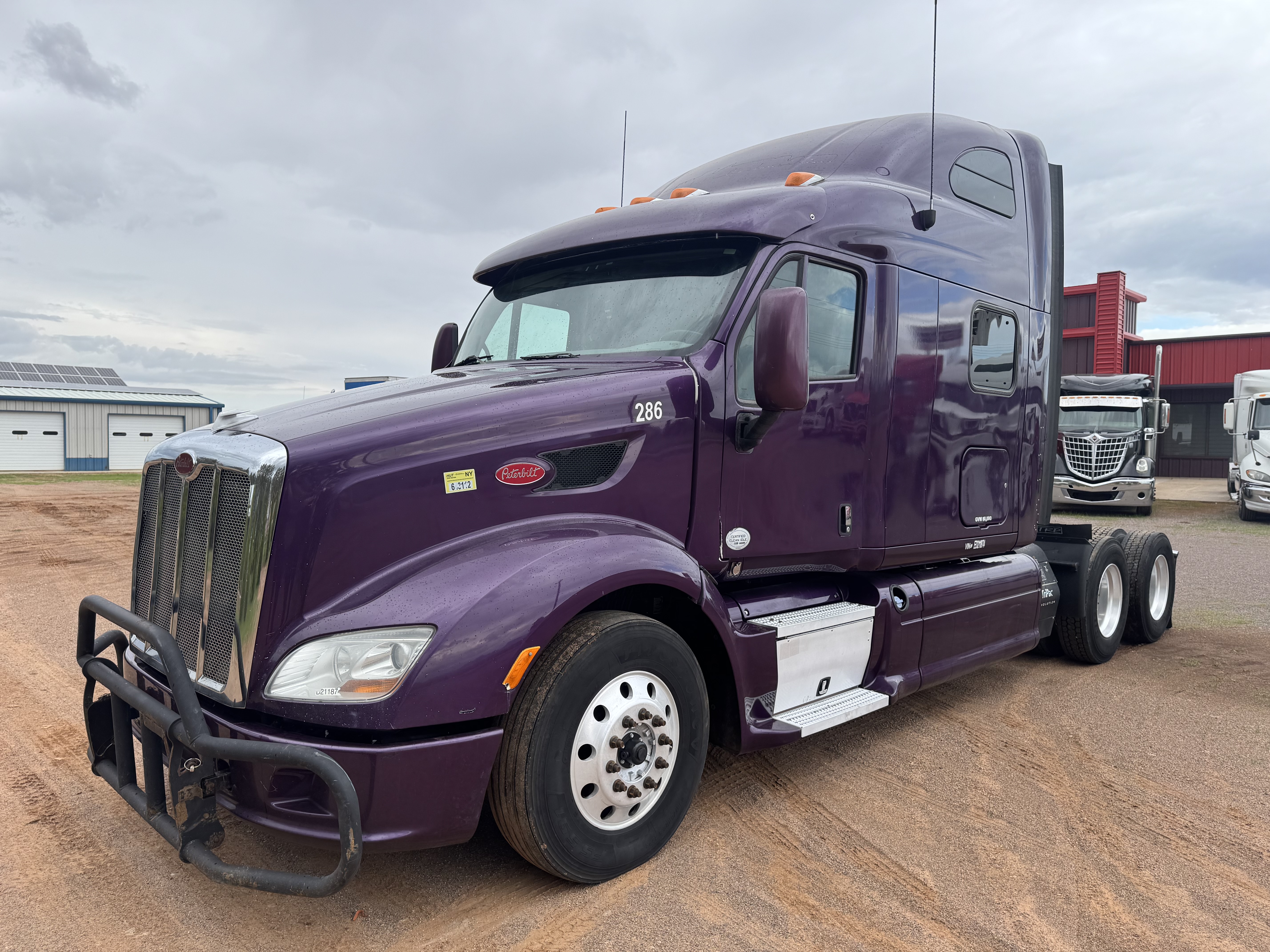 #1050 Camion Peterbilt Modelo 587 2014 Motor Paccar 10 Vel. Diferencial 38,000 Placas Estatales