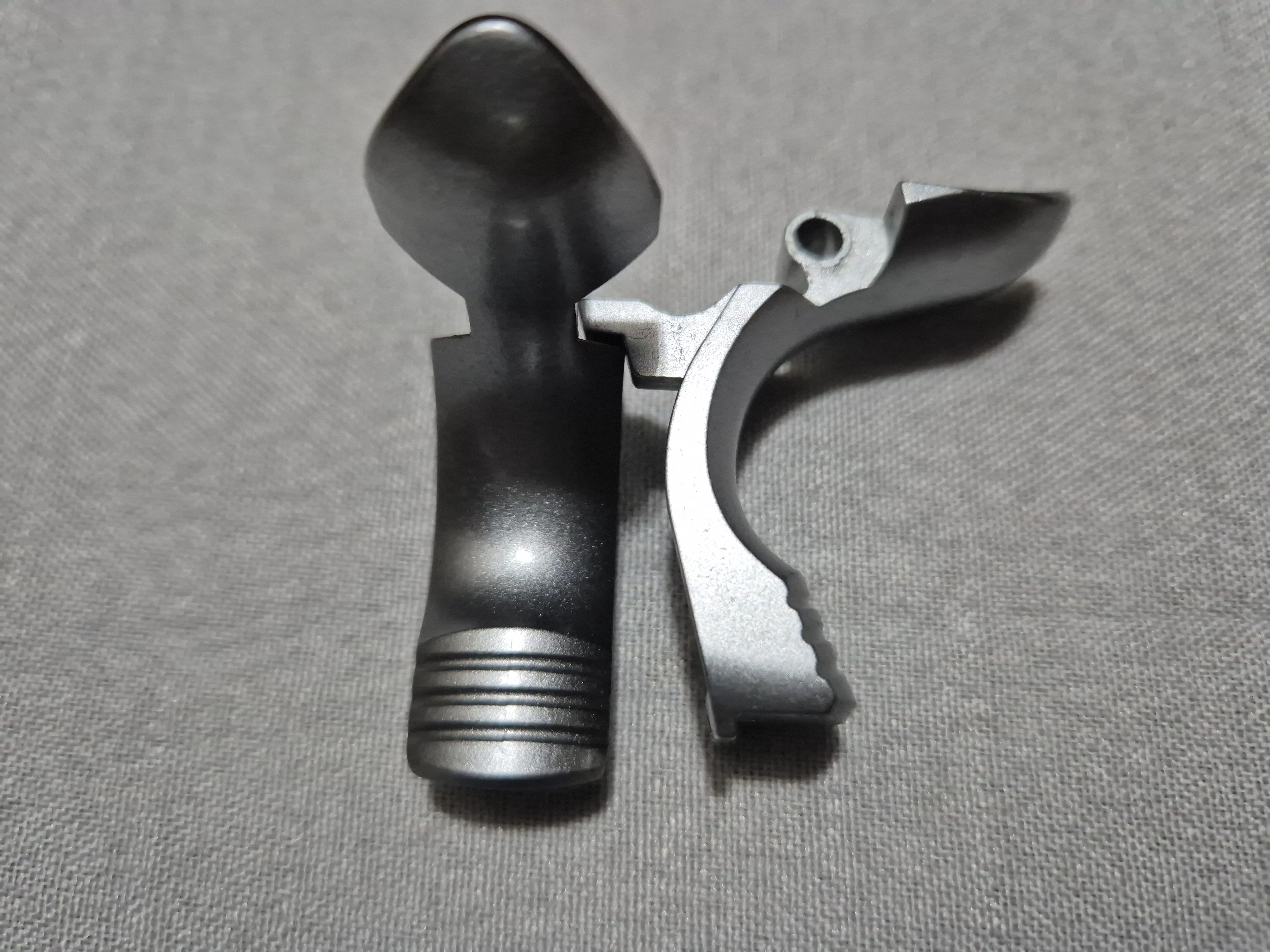 Tokyo Marui Hicapa Beavertail / Grip Safety