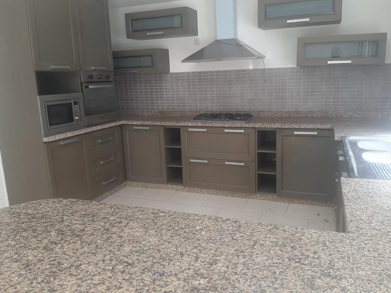Villa a vendre sur 3 niveaux