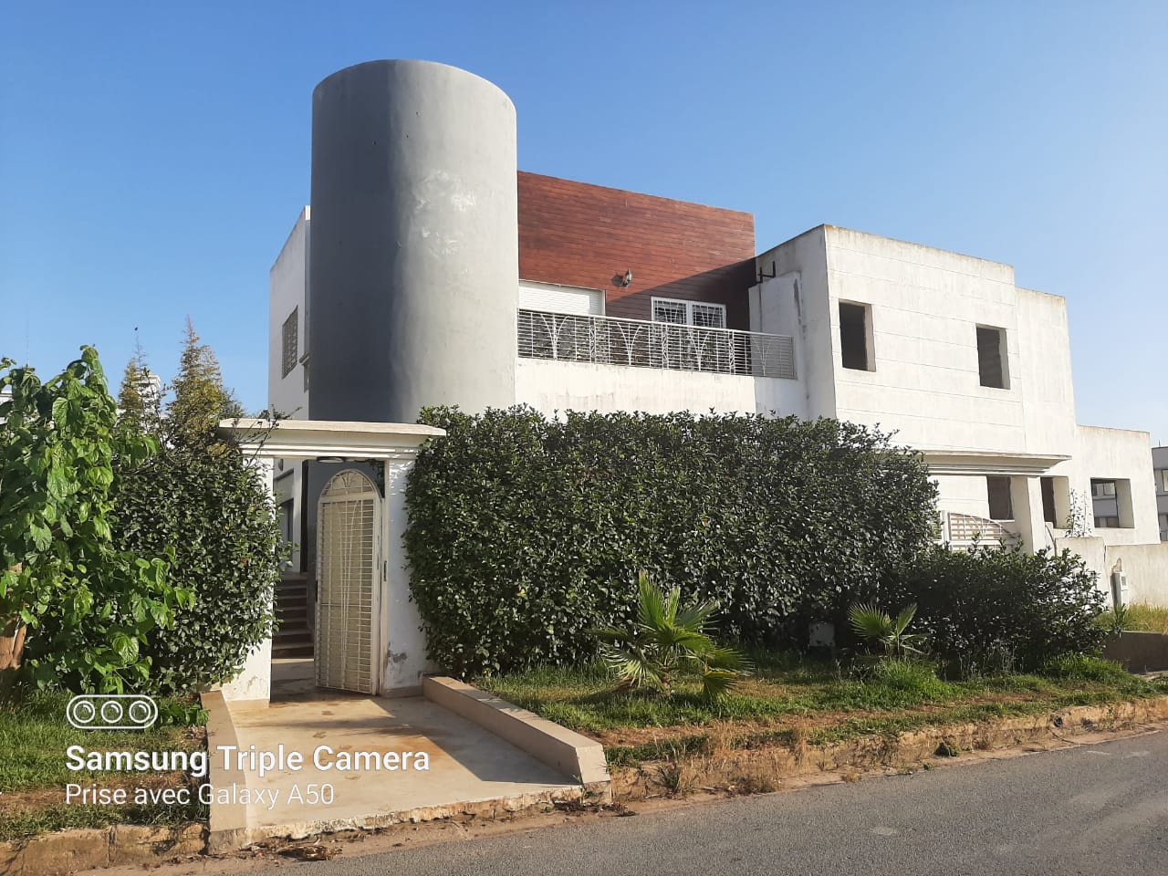 Location grande villa non meublée