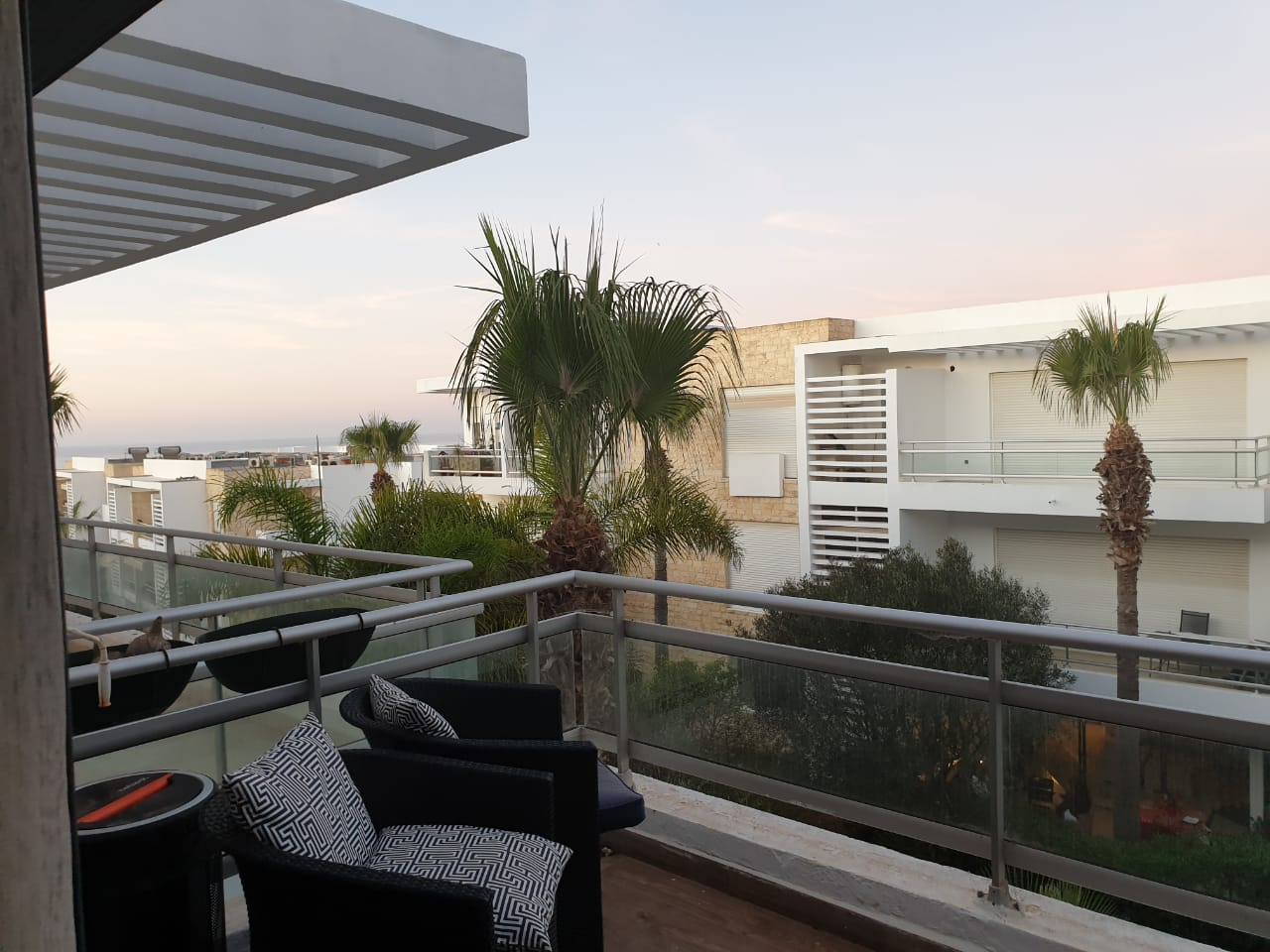 A vendre bel appt residence sécurise vue mer