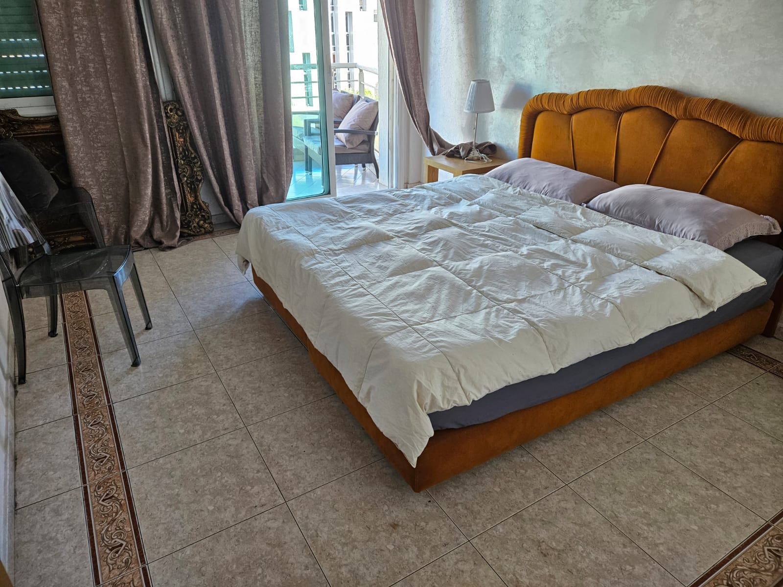 Residence a louer, bel appt meuble 3ch