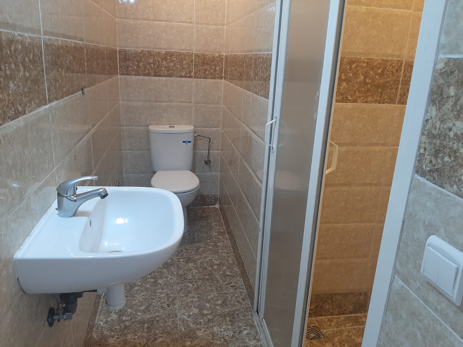 Loue appartement non meublé