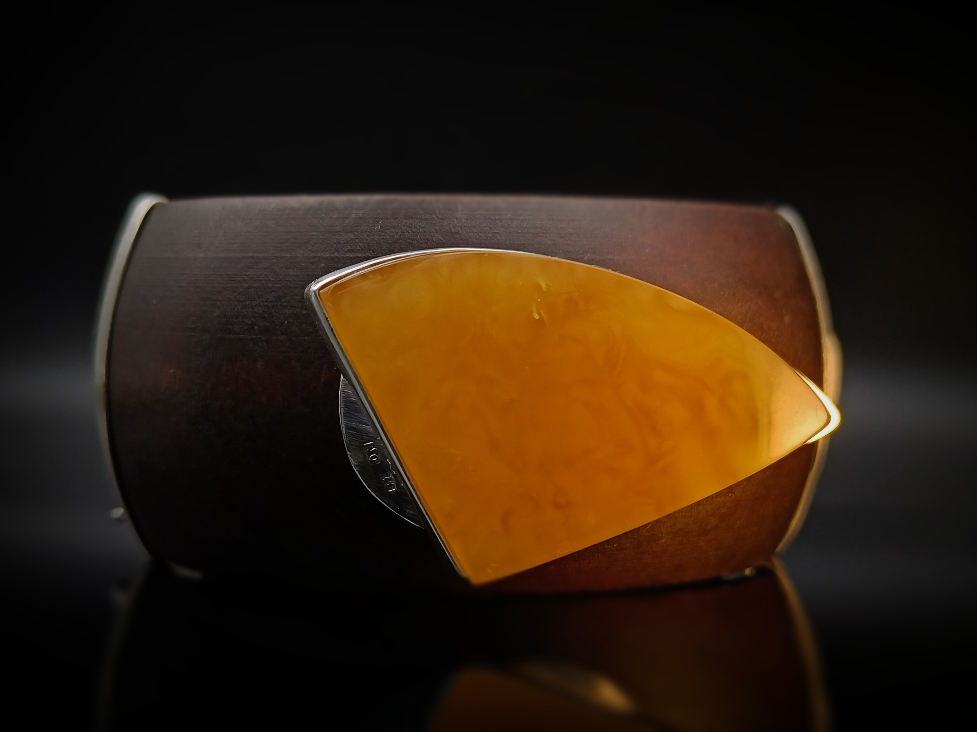 Bransoleta. Naturalny bursztyn bałtycki, drewno i srebro próby 925. Unikat.