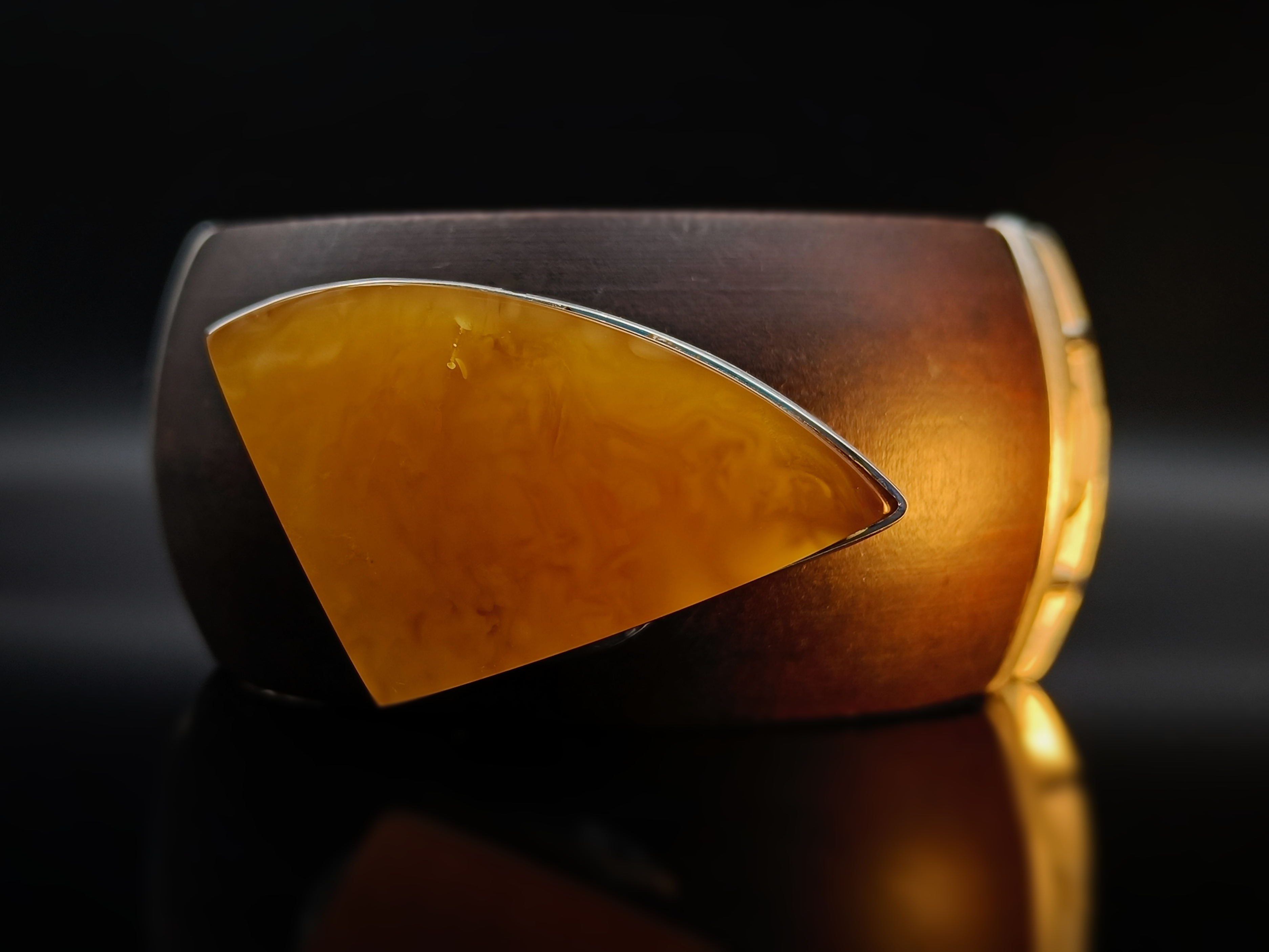 Bransoleta. Naturalny bursztyn bałtycki, drewno i srebro próby 925. Unikat.