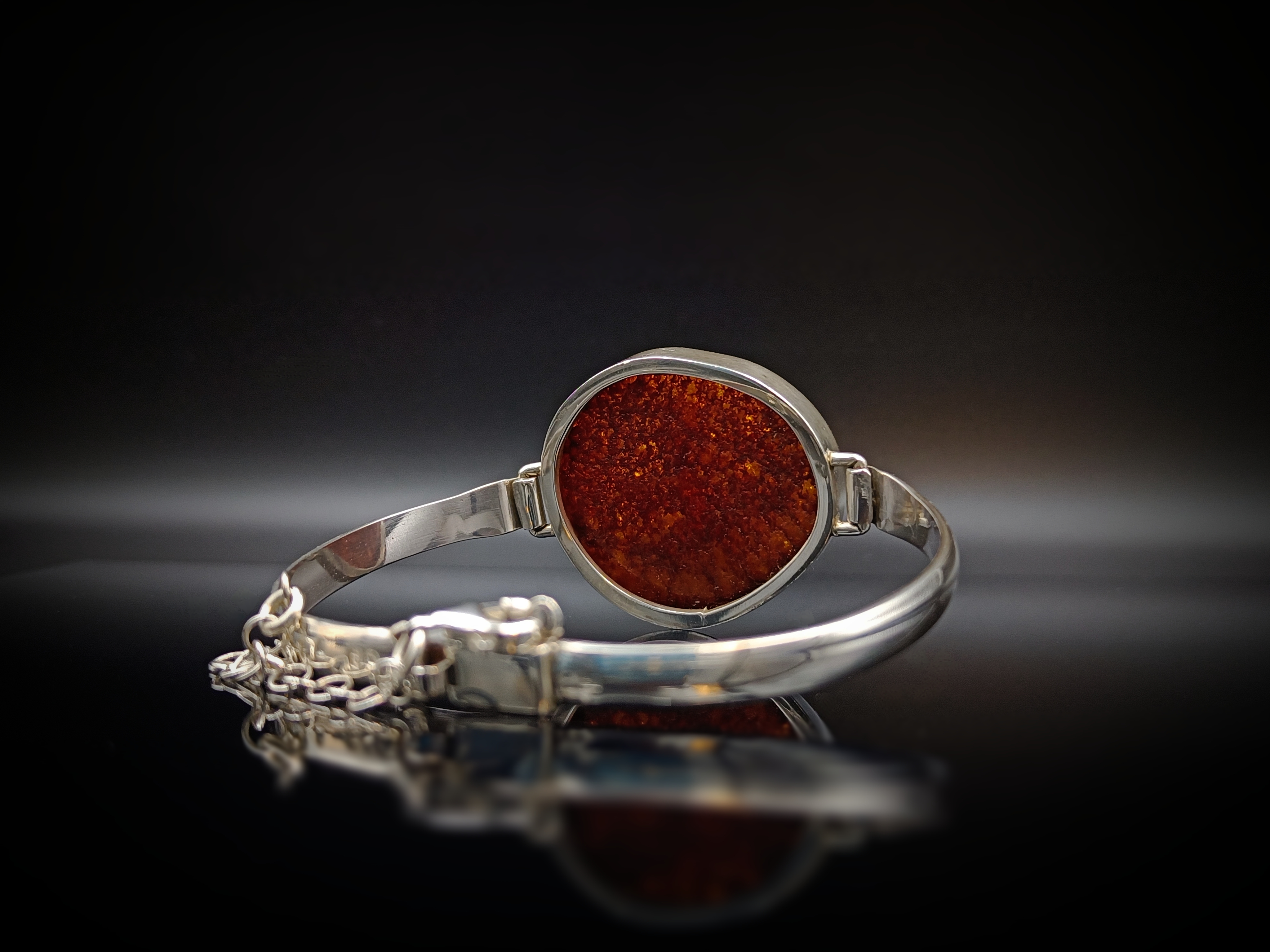 Bransoleta. Bursztyn bałtycki i srebro próby 925. Unikat. Pudełko w komplecie.