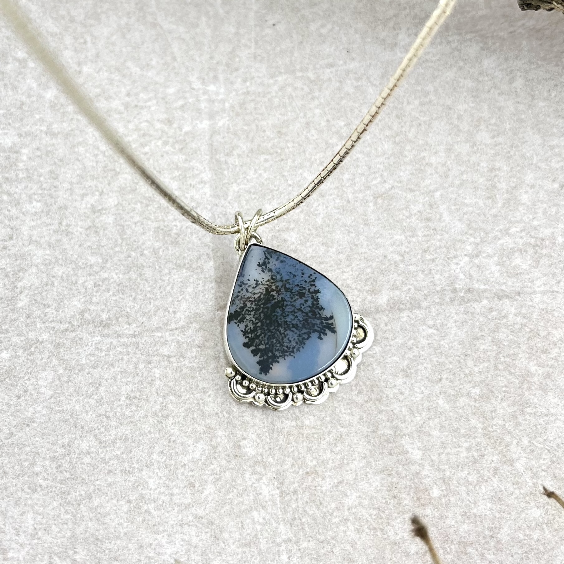 Komorebi Shazar silver pendant