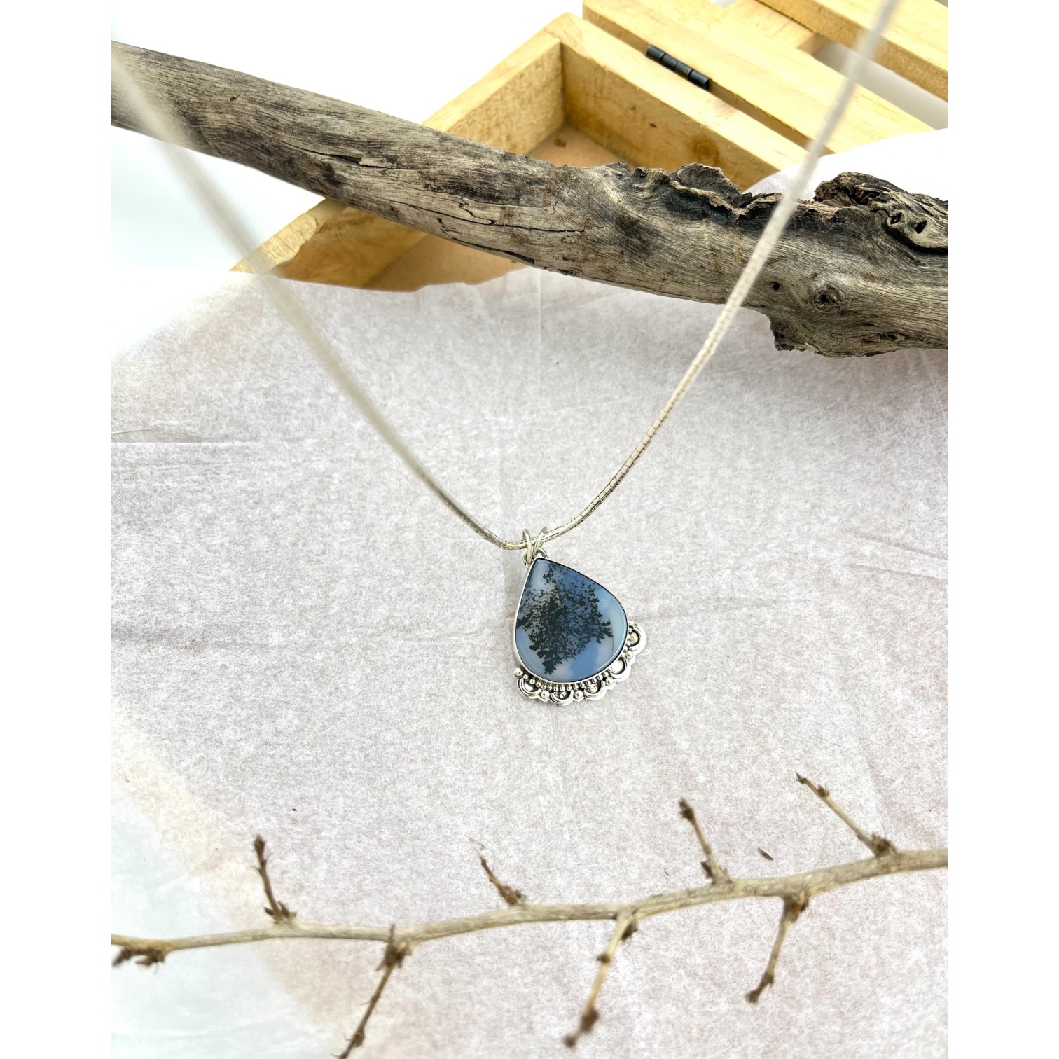 Komorebi Shazar silver pendant