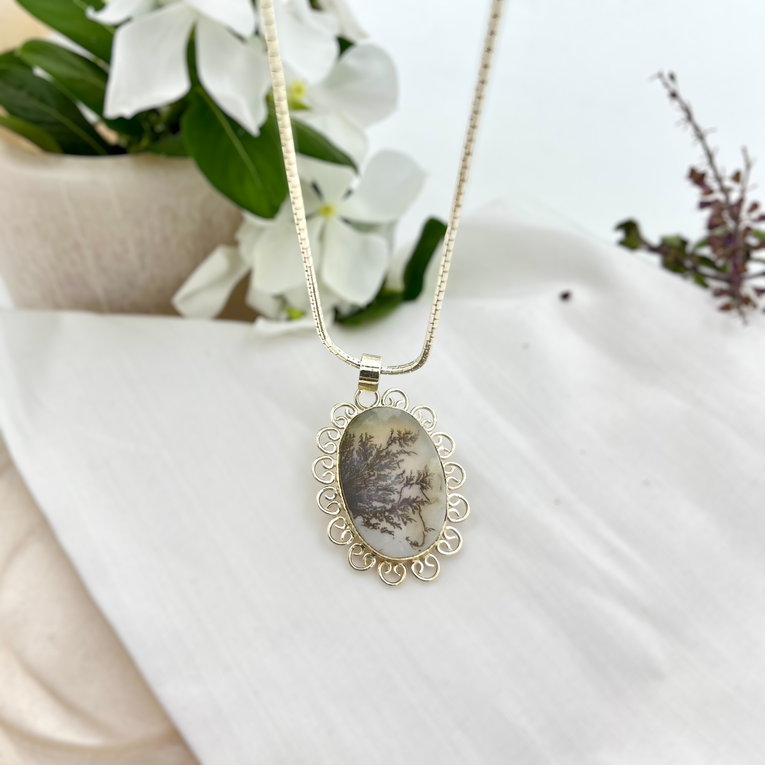 Parched magenta Shazar silver pendant