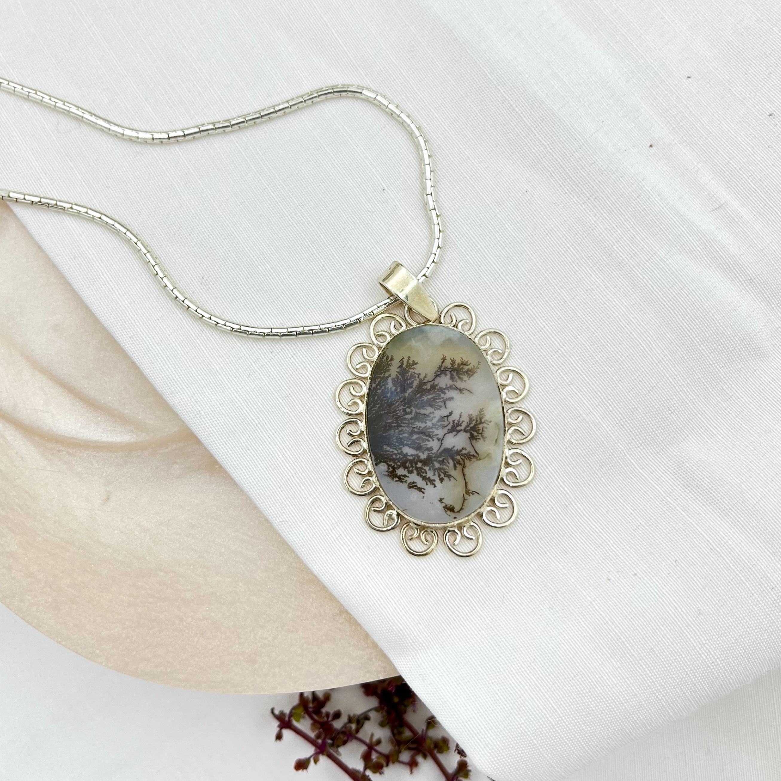 Parched magenta Shazar silver pendant