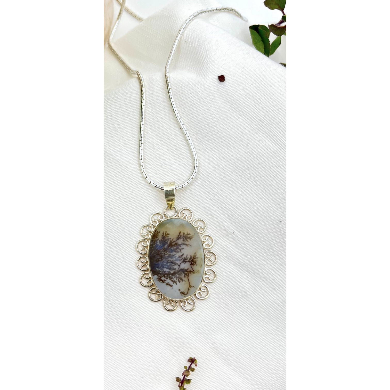 Parched magenta Shazar silver pendant
