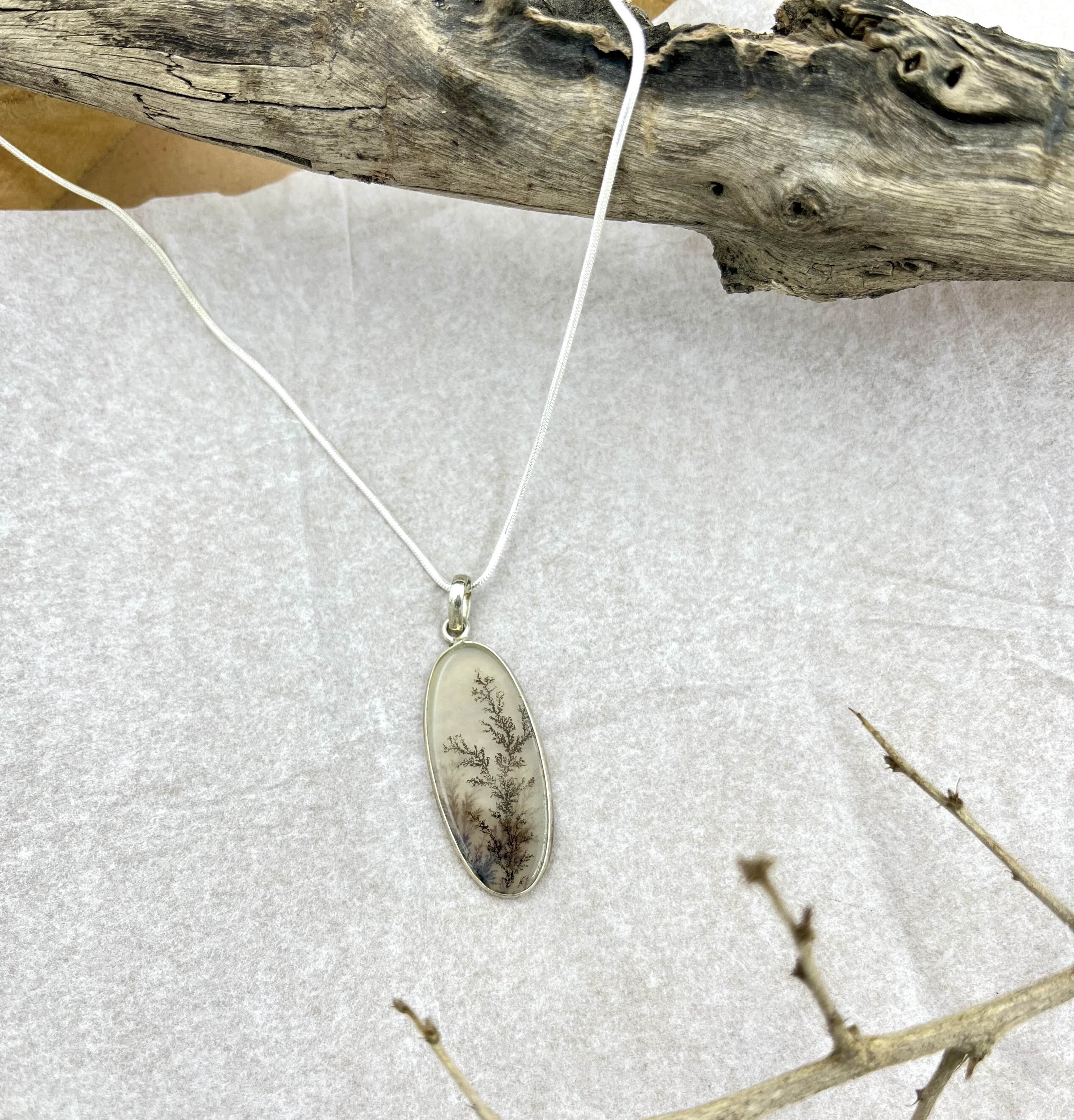 Ethereal Shazar silver pendant