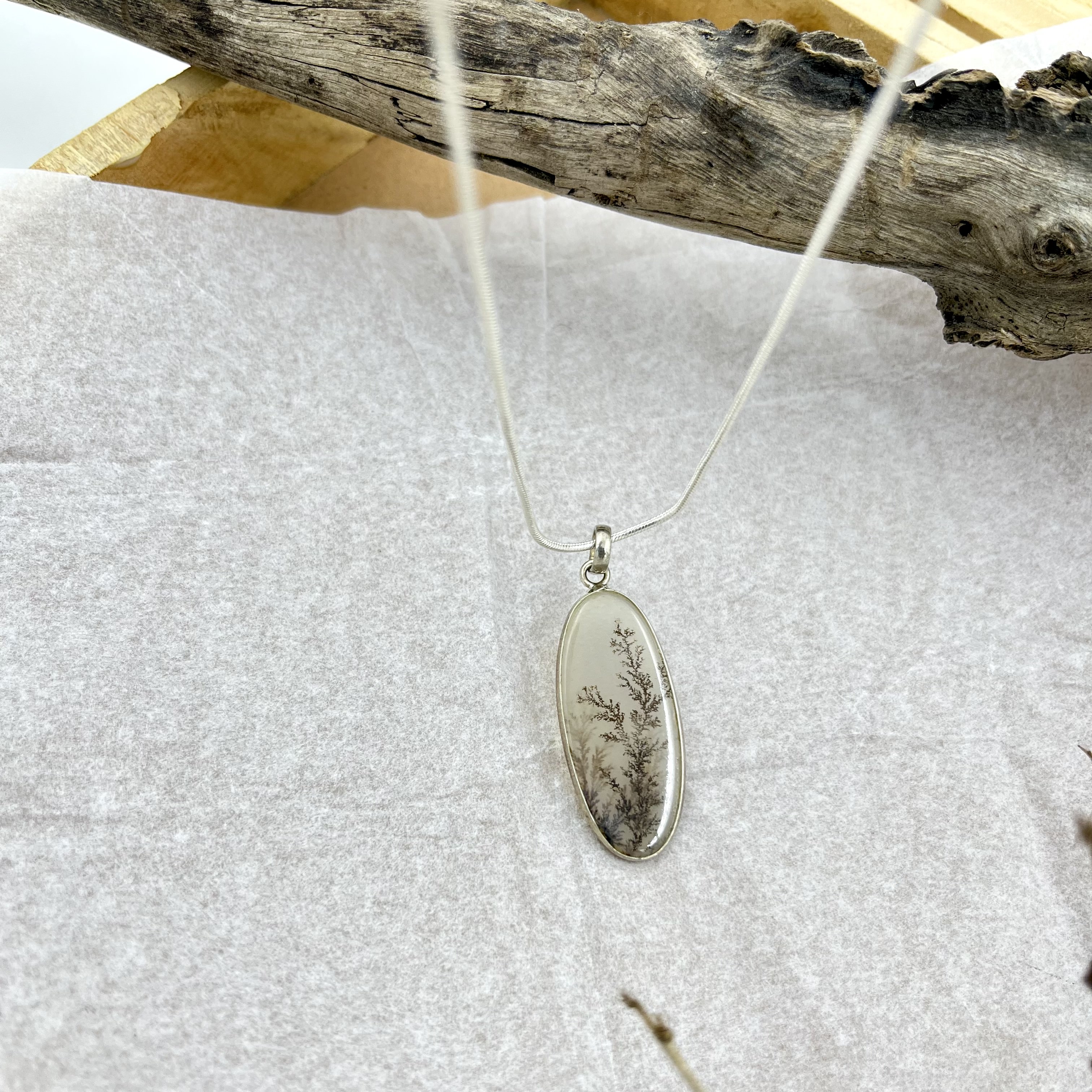 Ethereal Shazar silver pendant