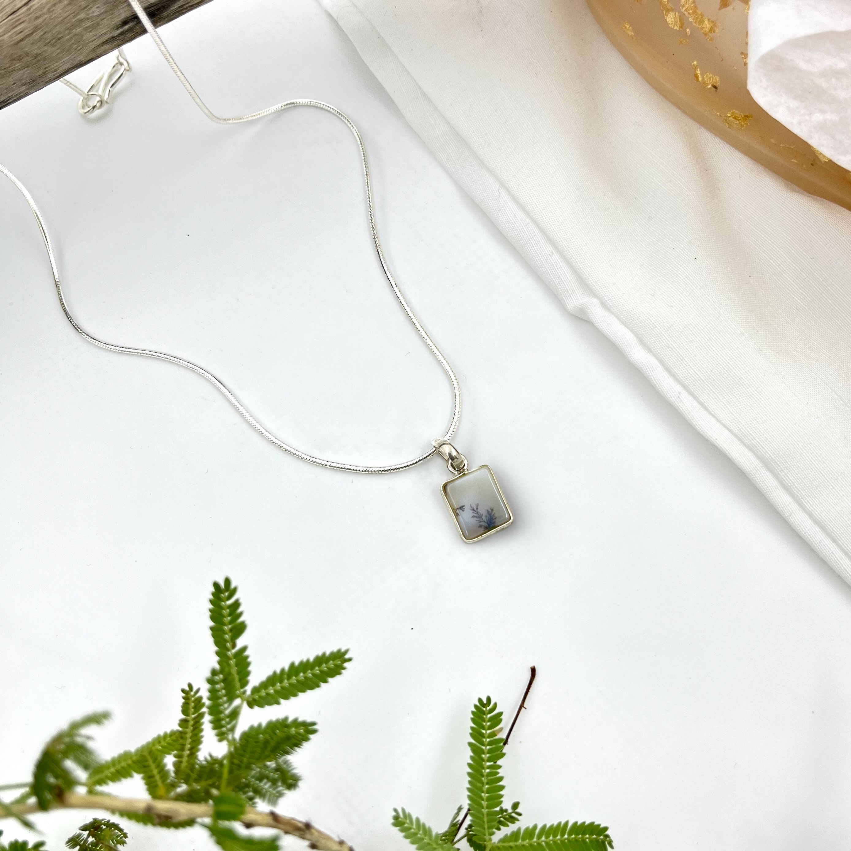 Mist Echoes Shazar silver pendant
