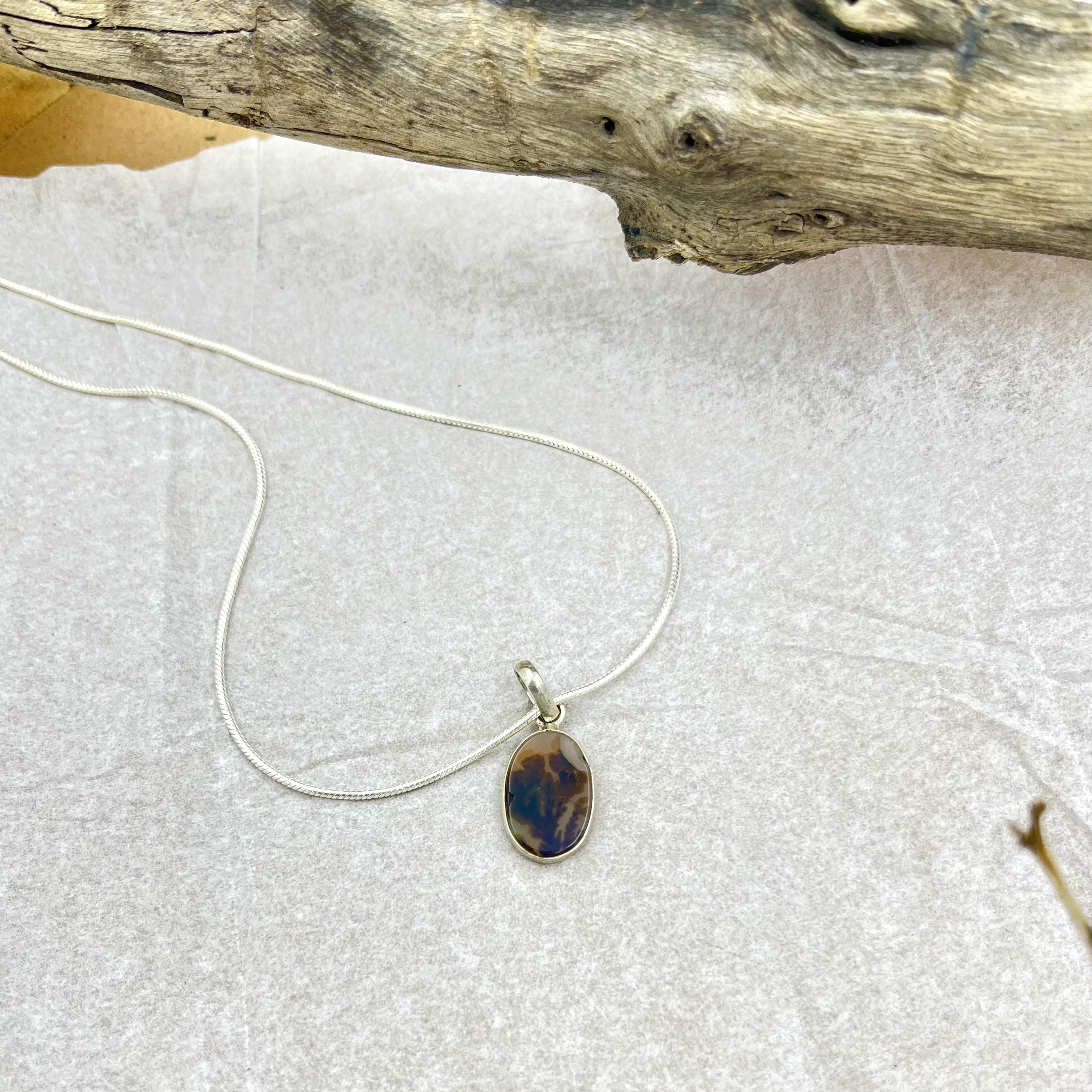 Crimson Veil Shazar silver pendant