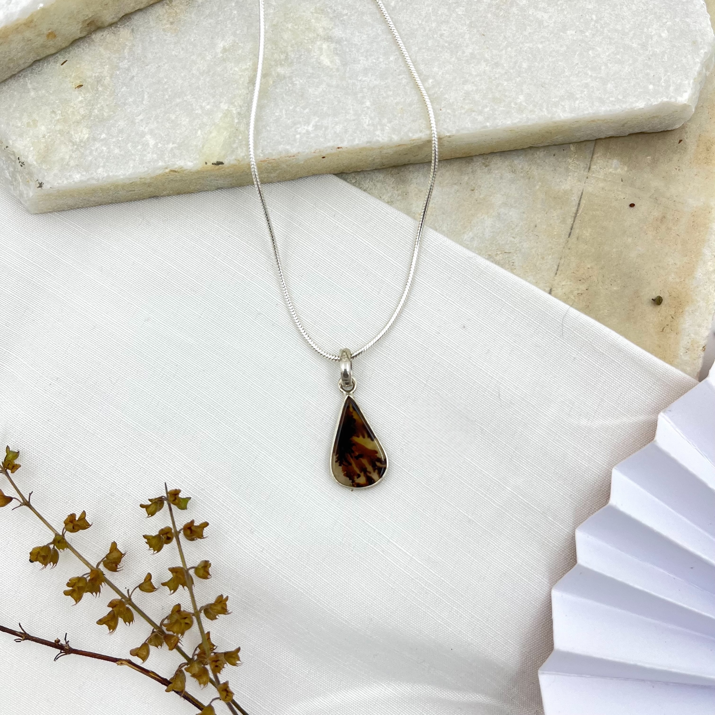 Flickerwood Shazar silver pendant