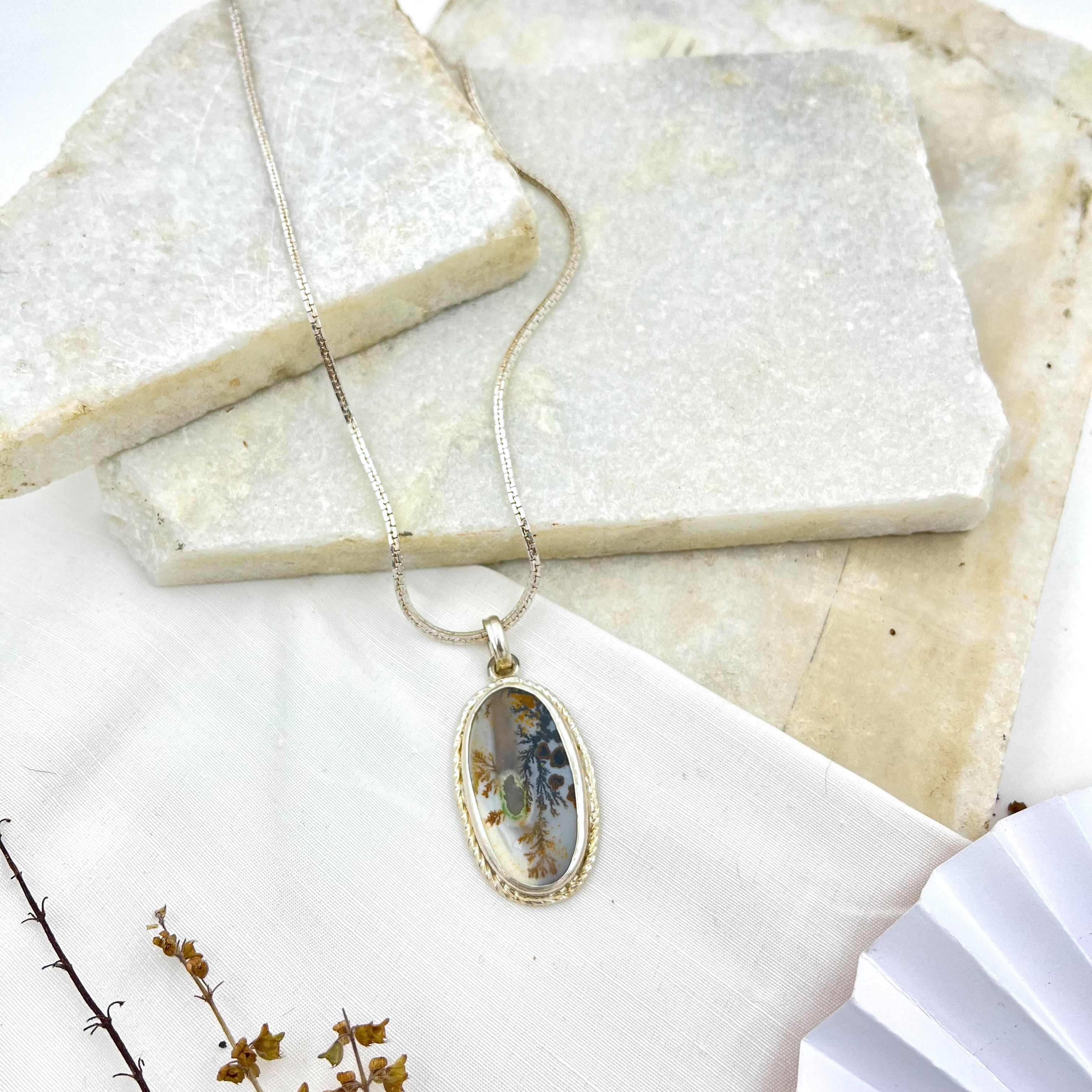 Taupe Shazar silver pendant