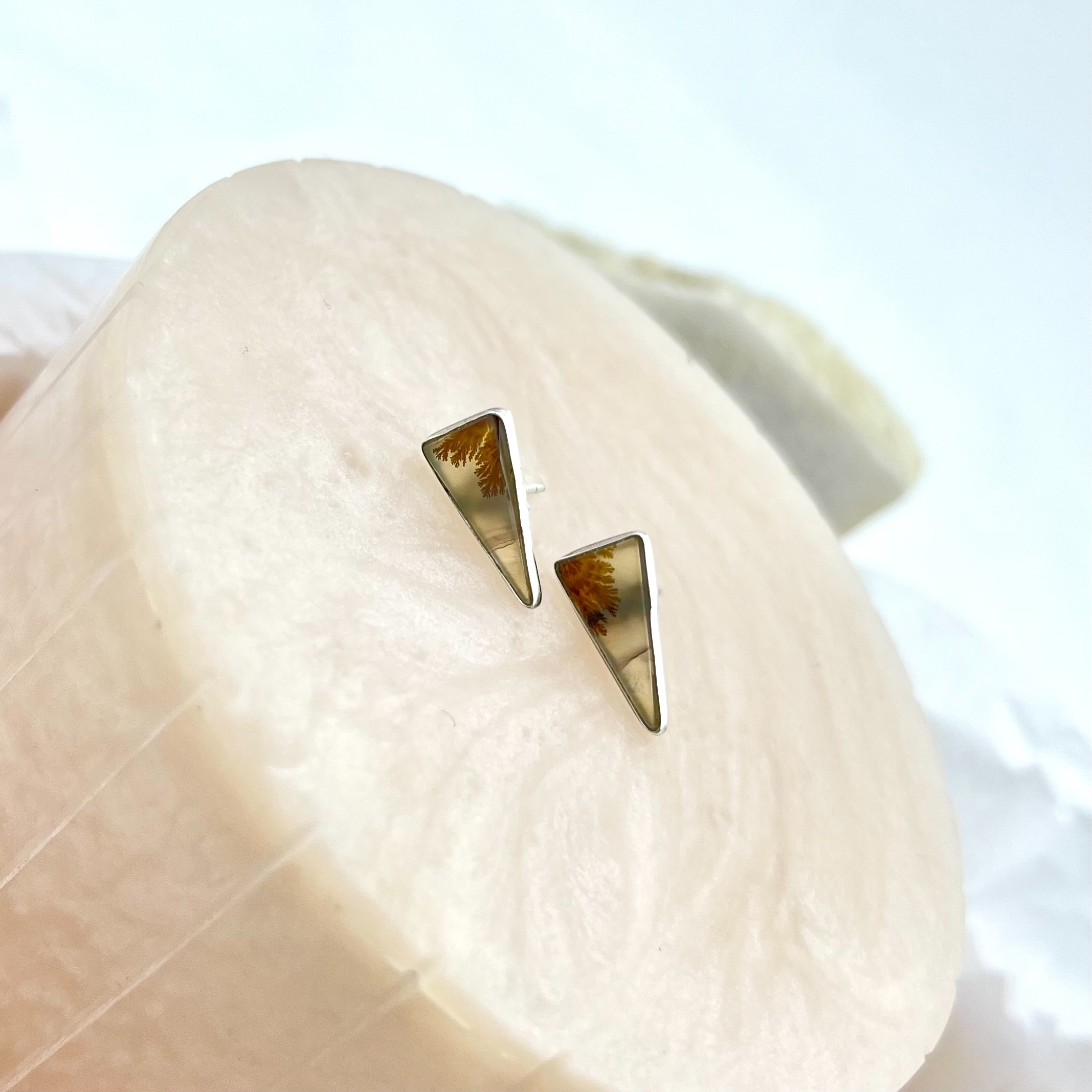 Angular Shazar silver Studs