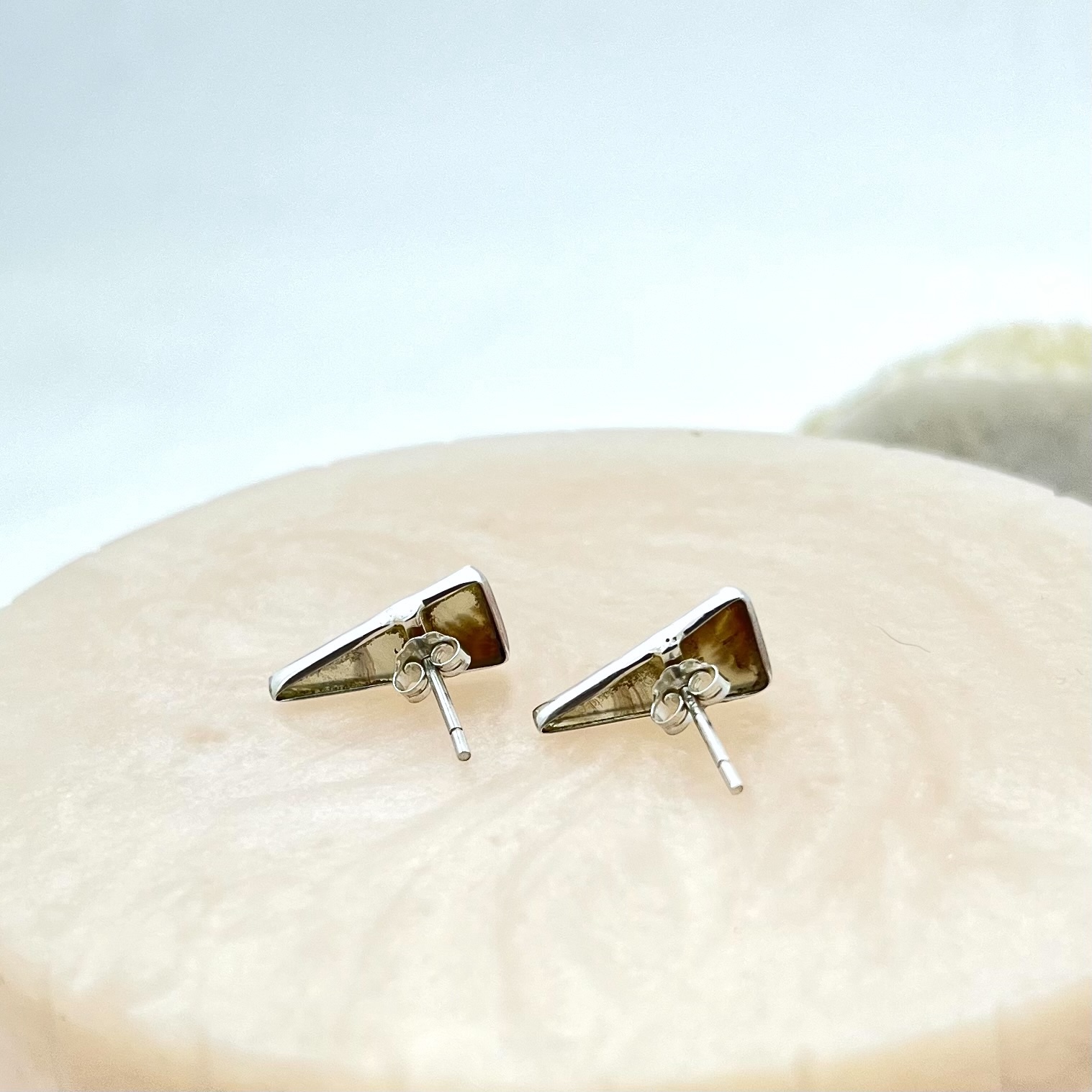 Angular Shazar silver Studs 