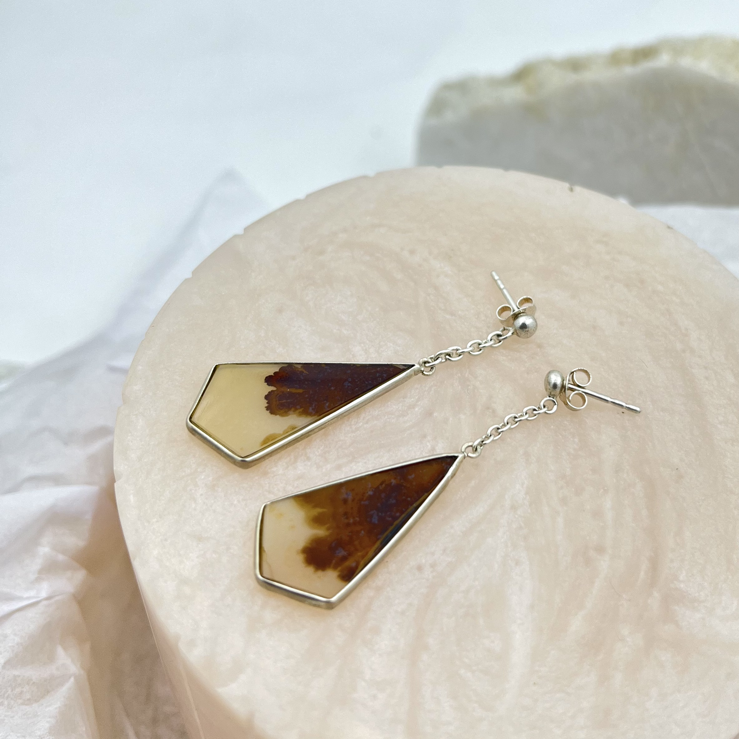 Molten Terra Shazar silver earring