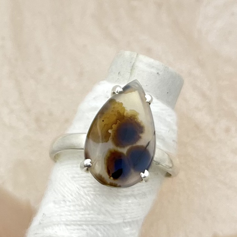 Teardrop Shazar silver ring