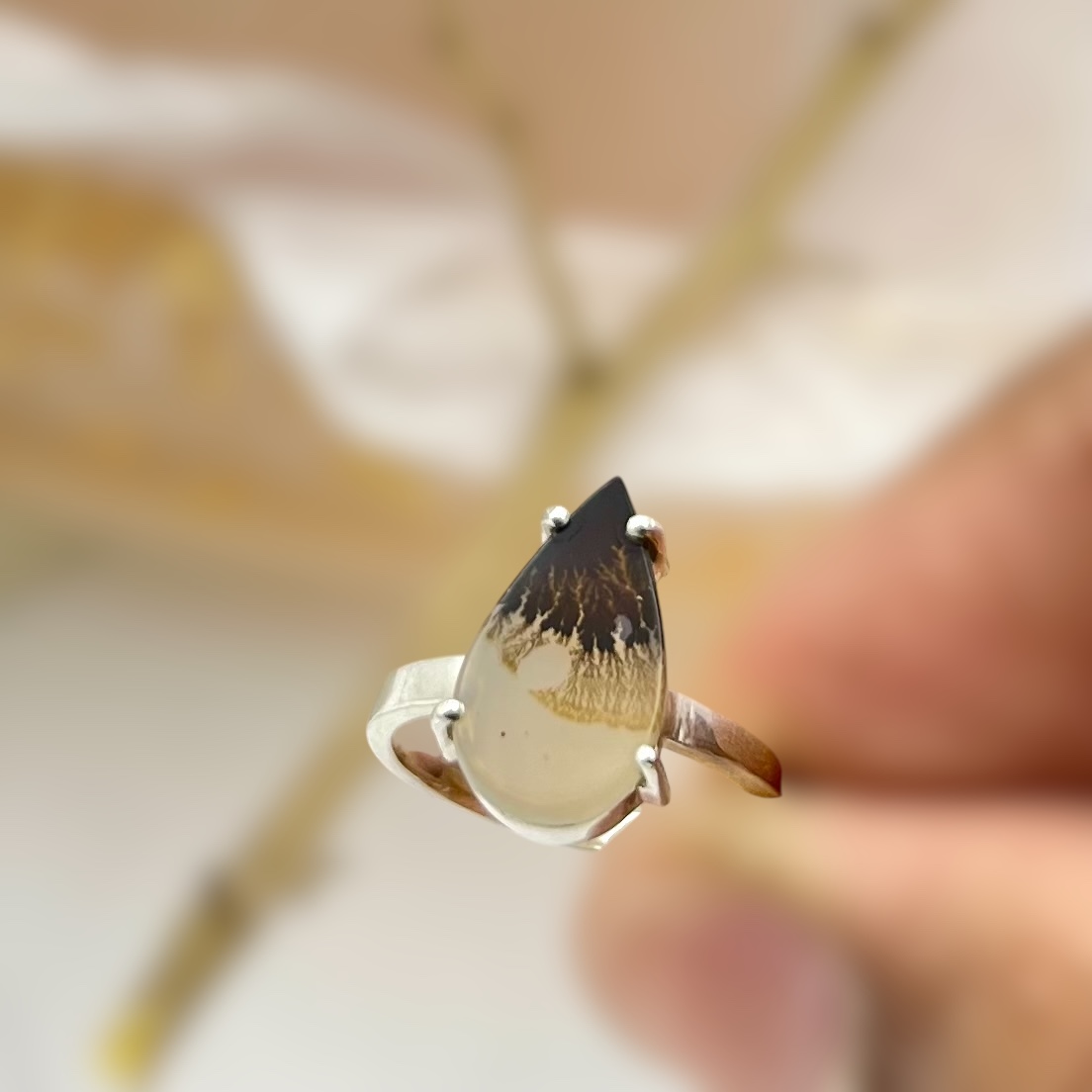 Droplet Shazar Silver Ring