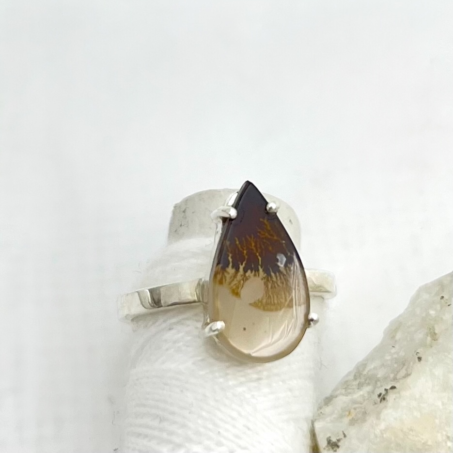 Droplet Shazar Silver Ring