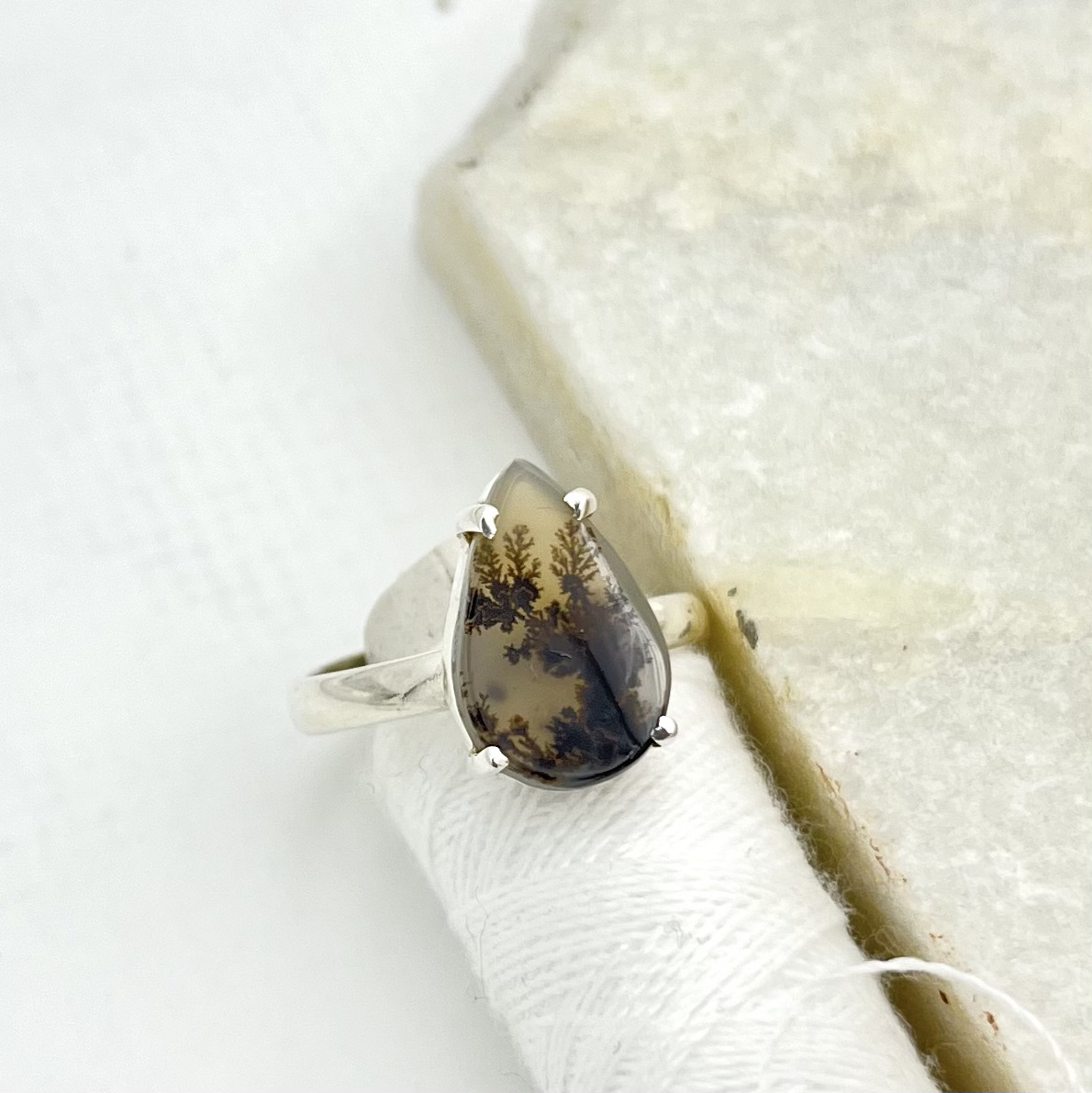 Teardrop Shazar silver Ring