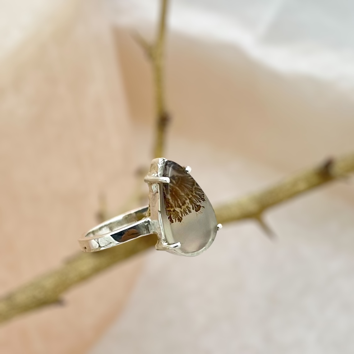 Droplet Shazar Silver Ring