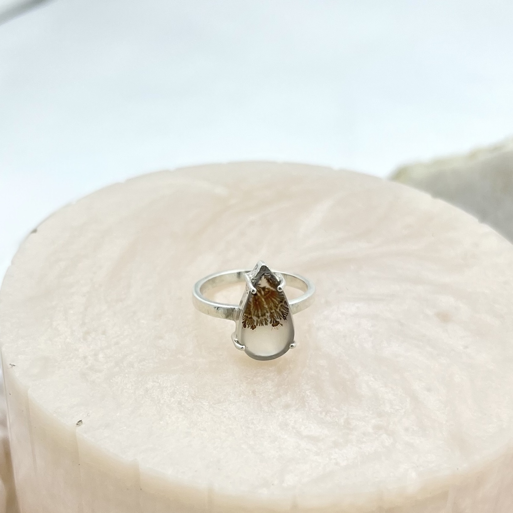 Droplet Shazar Silver Ring