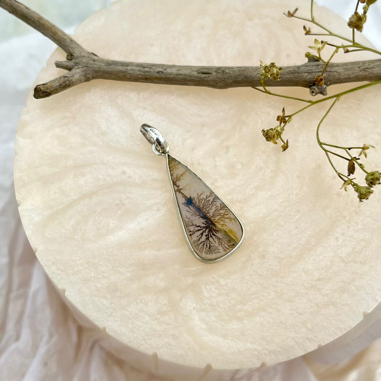 Teardrop shazar 925 silver pendant