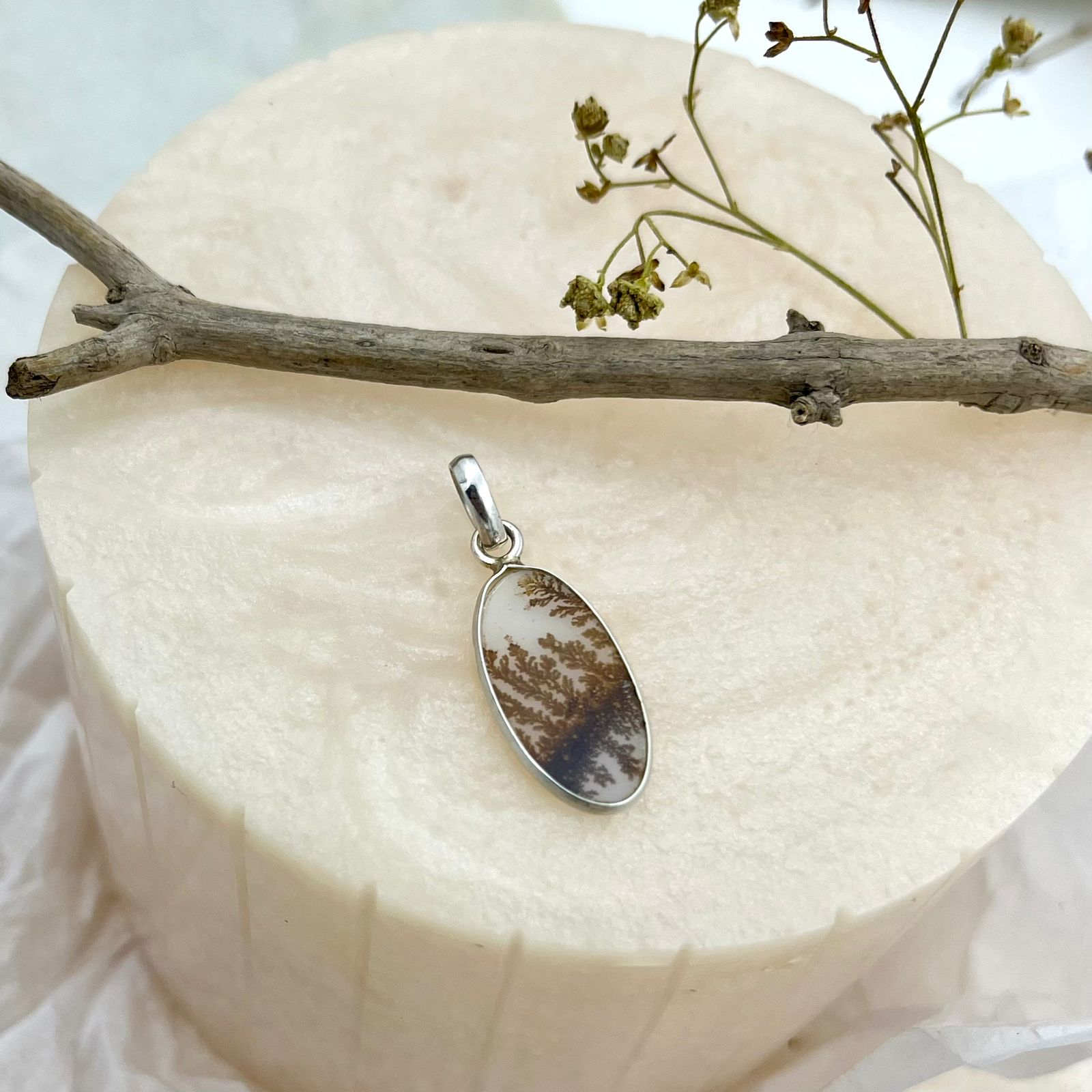 Oval shazar 925 silver pendant