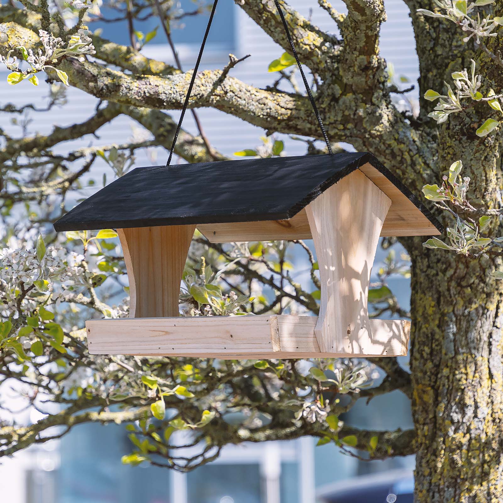 Vogelfutterhaus Westerwald