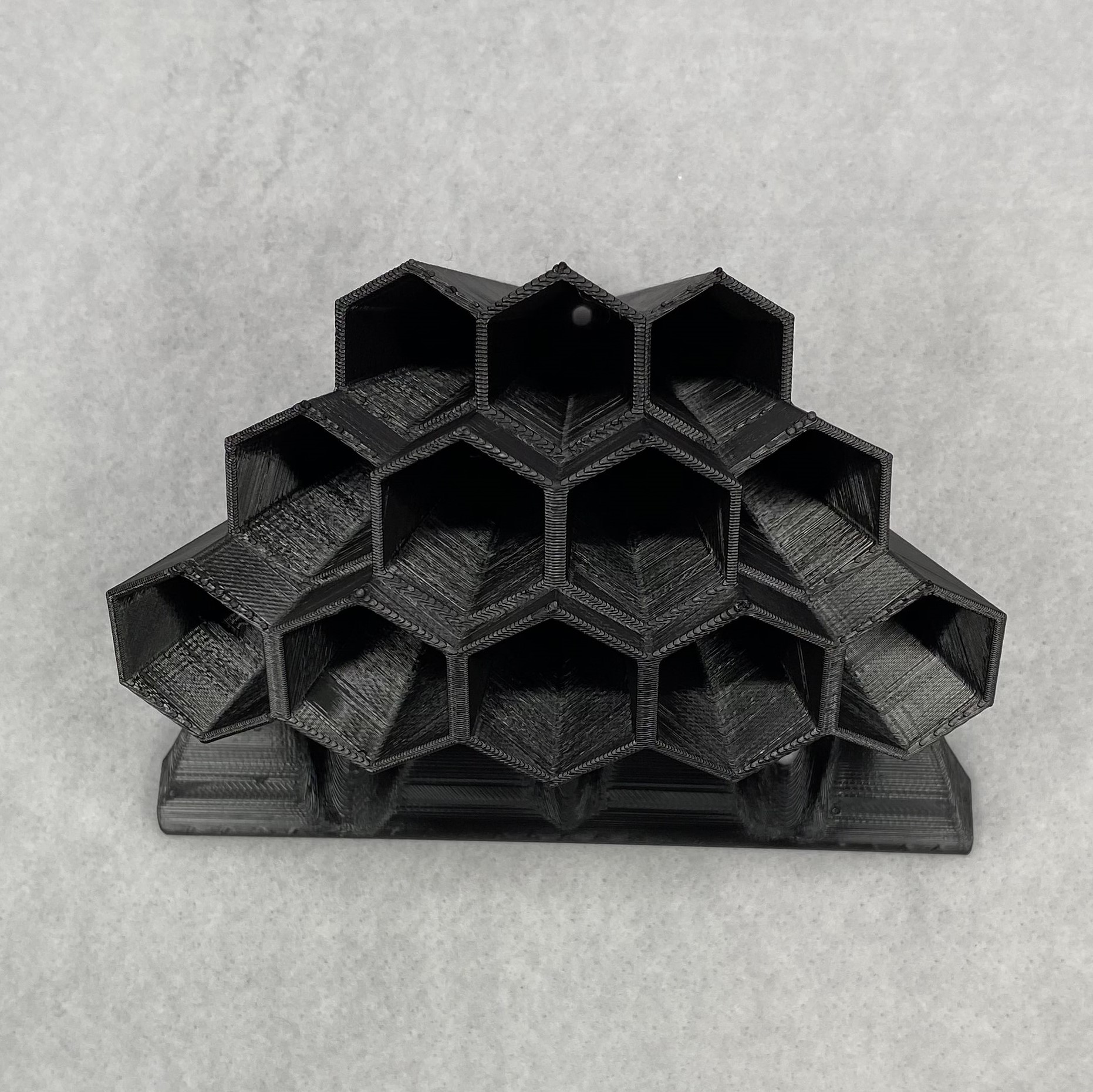 Hexagonal Honeycomb Pen Holder Office Desk Organizer School Supply Container Honeycomb Design Storage Solution Desk Accessories Home Office