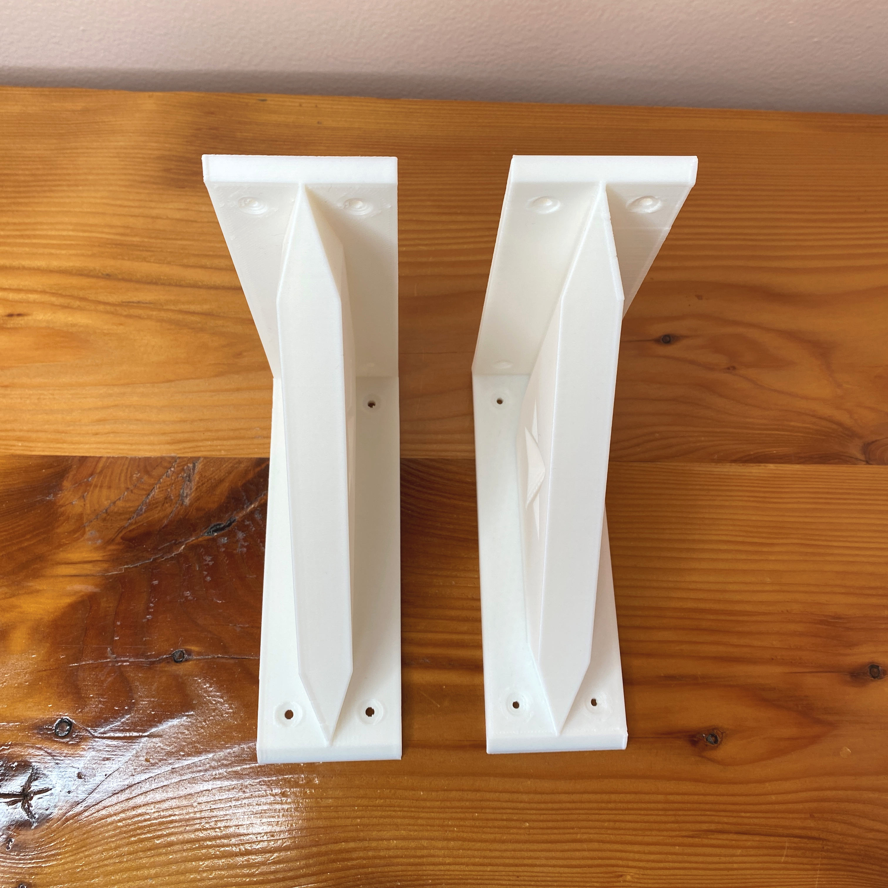 6-inch Star Embedded Decorative Shelf Brackets - 3D Printed Wall-Mounted Shelf Support - Modern Geometric Design 